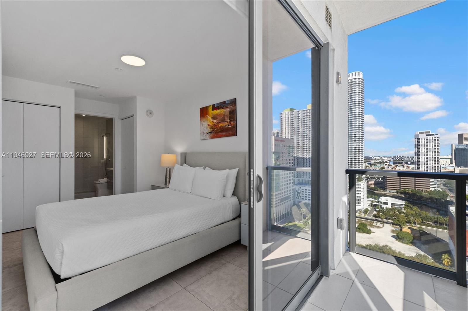 239 SW 9th St #2304 Miami, FL 33130