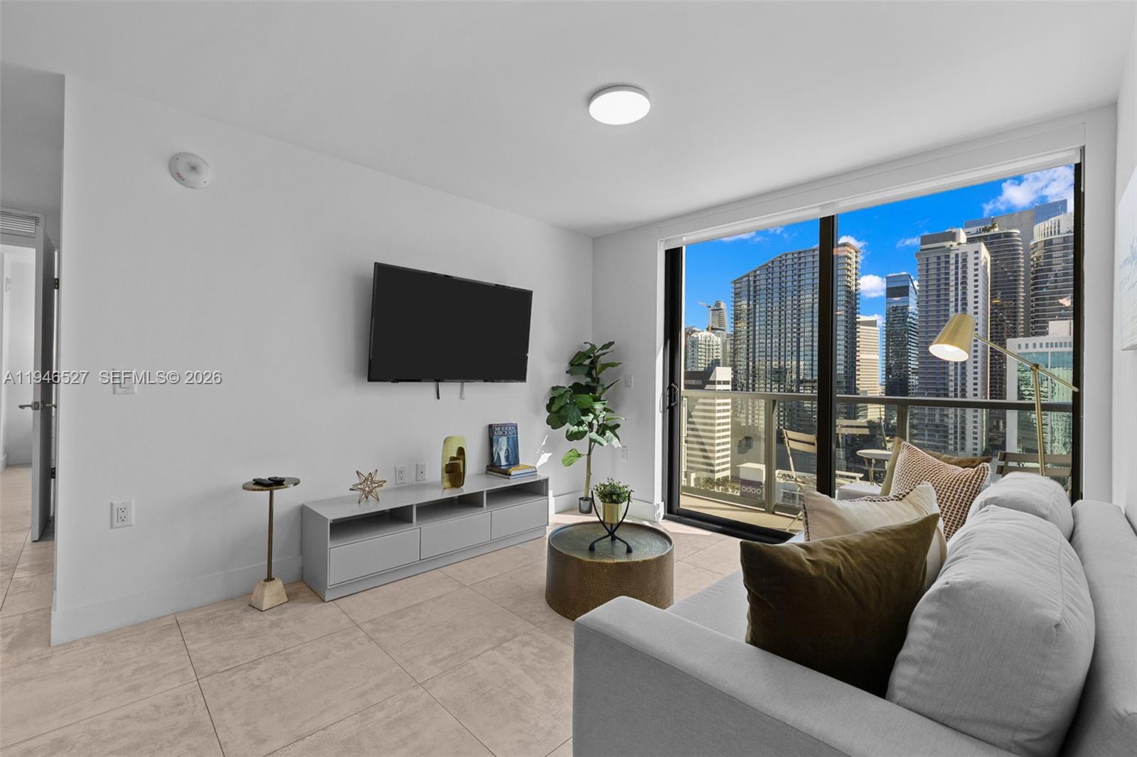 239 SW 9th St #2304 Miami, FL 33130