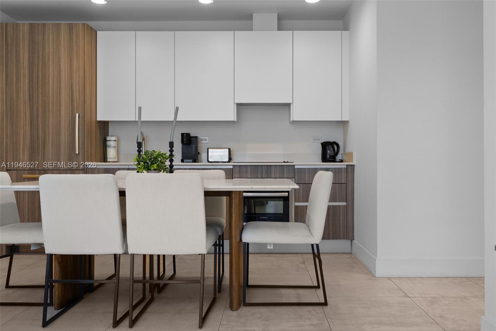 239 SW 9th St #2304 Miami, FL 33130