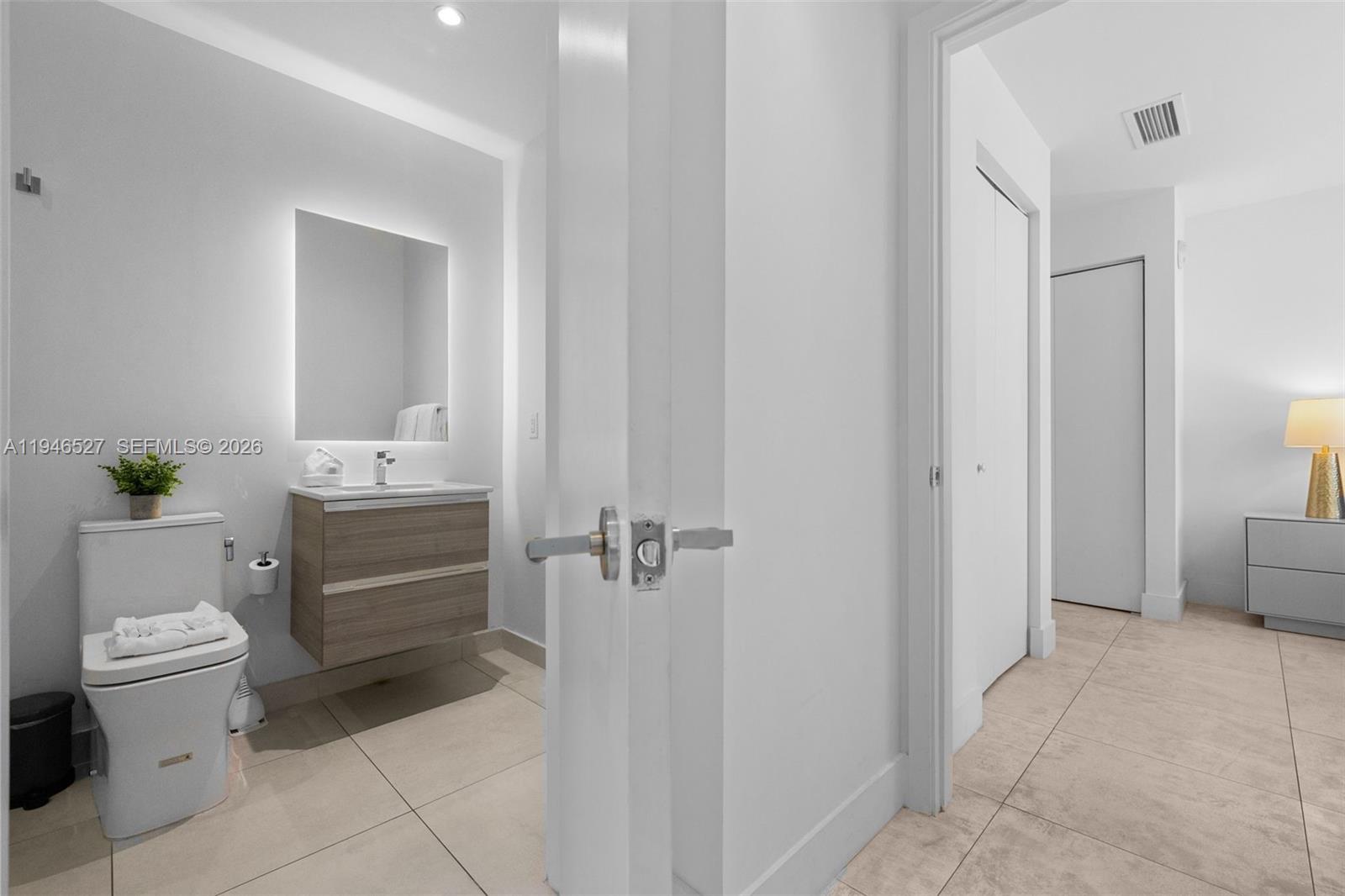 239 SW 9th St #2304 Miami, FL 33130