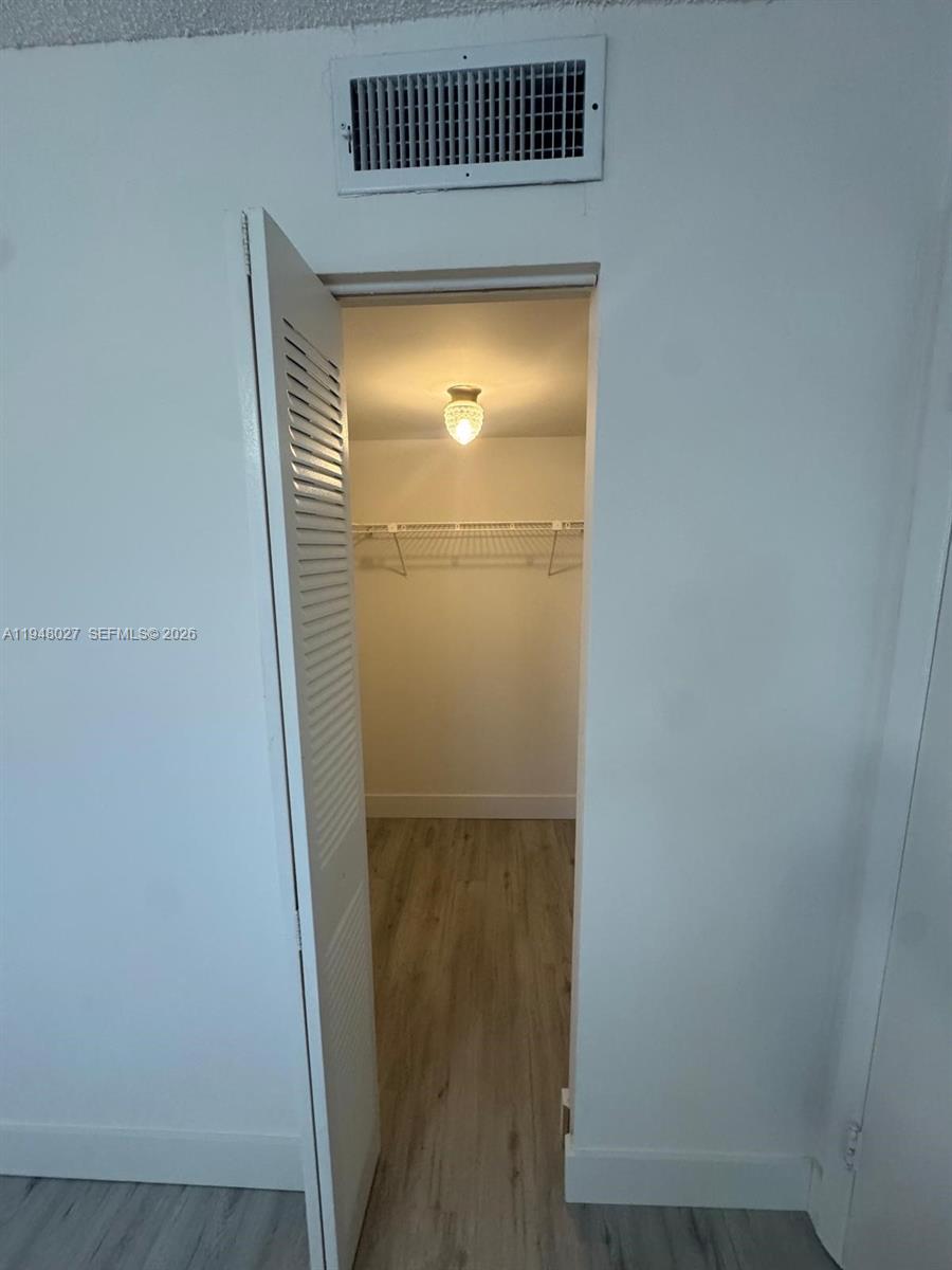 8051 S Colony Cir S #210 Tamarac, FL 33321