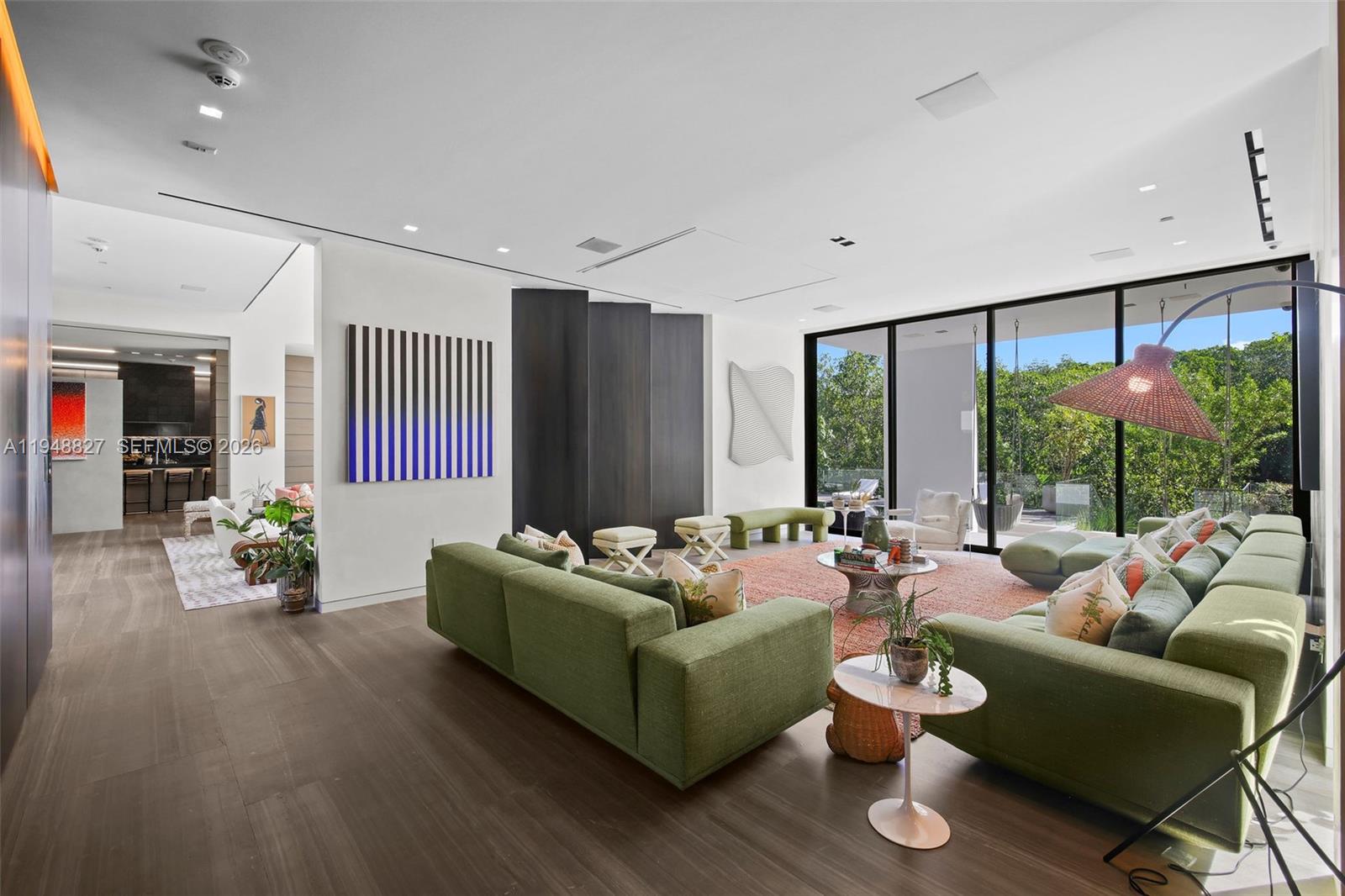 132 Paloma Dr Coral Gables, FL 33143