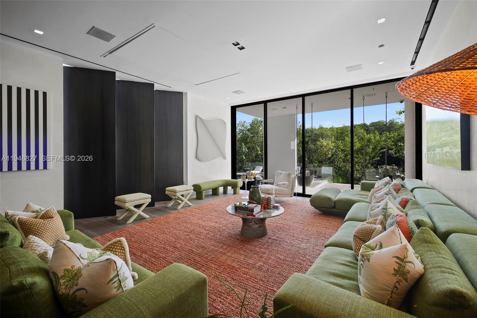 132 Paloma Dr Coral Gables, FL 33143