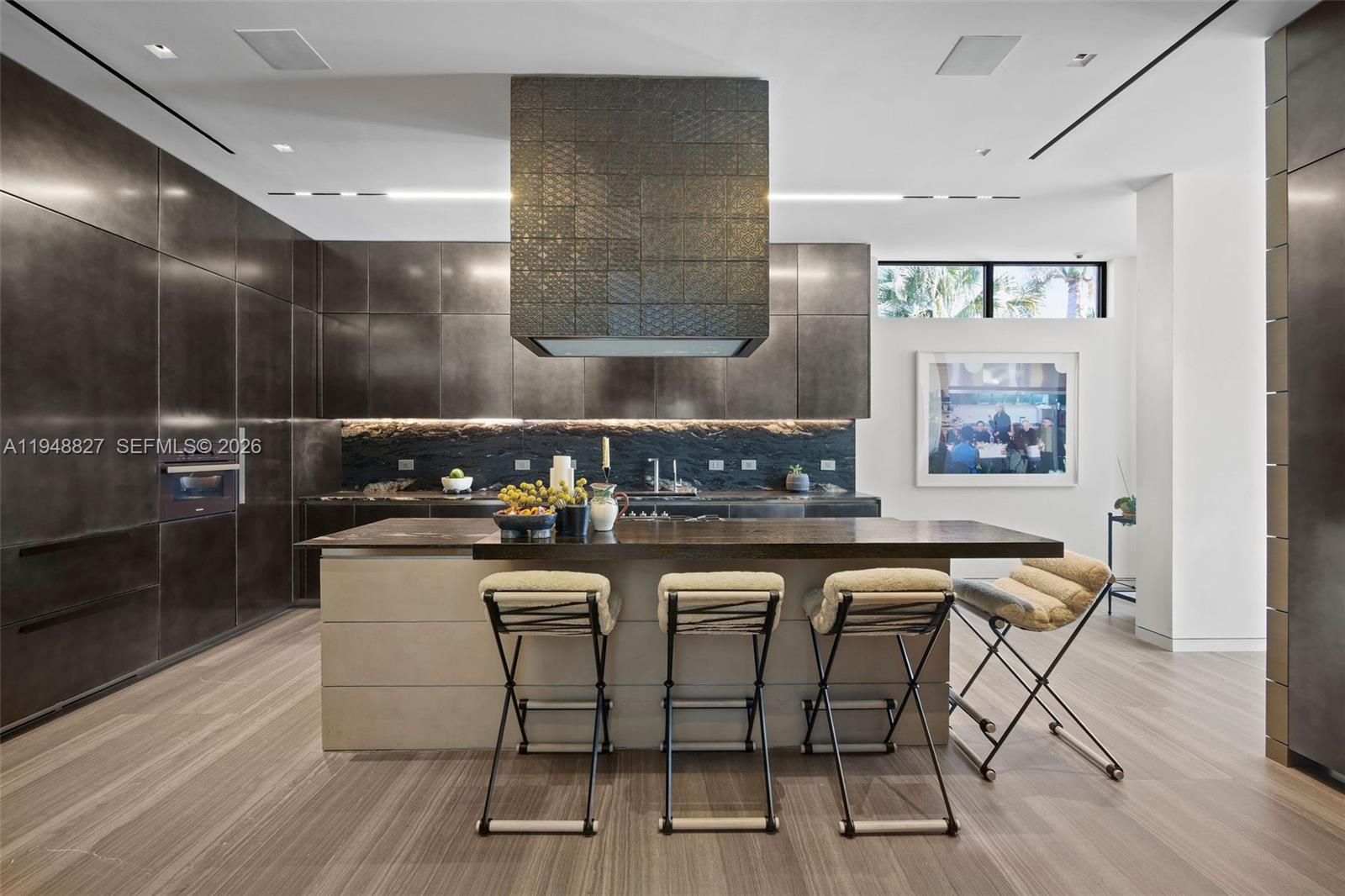 132 Paloma Dr Coral Gables, FL 33143