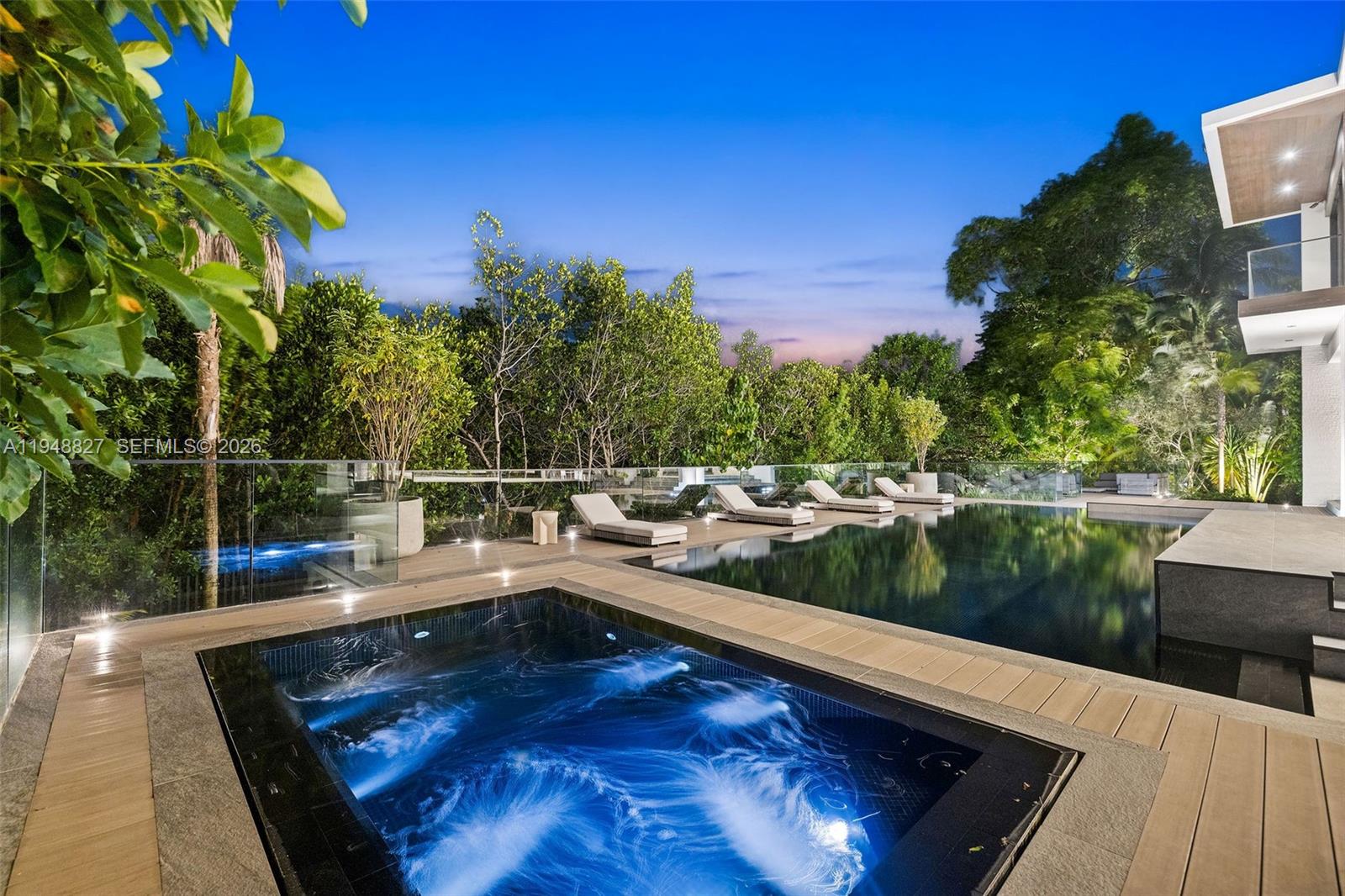 132 Paloma Dr Coral Gables, FL 33143