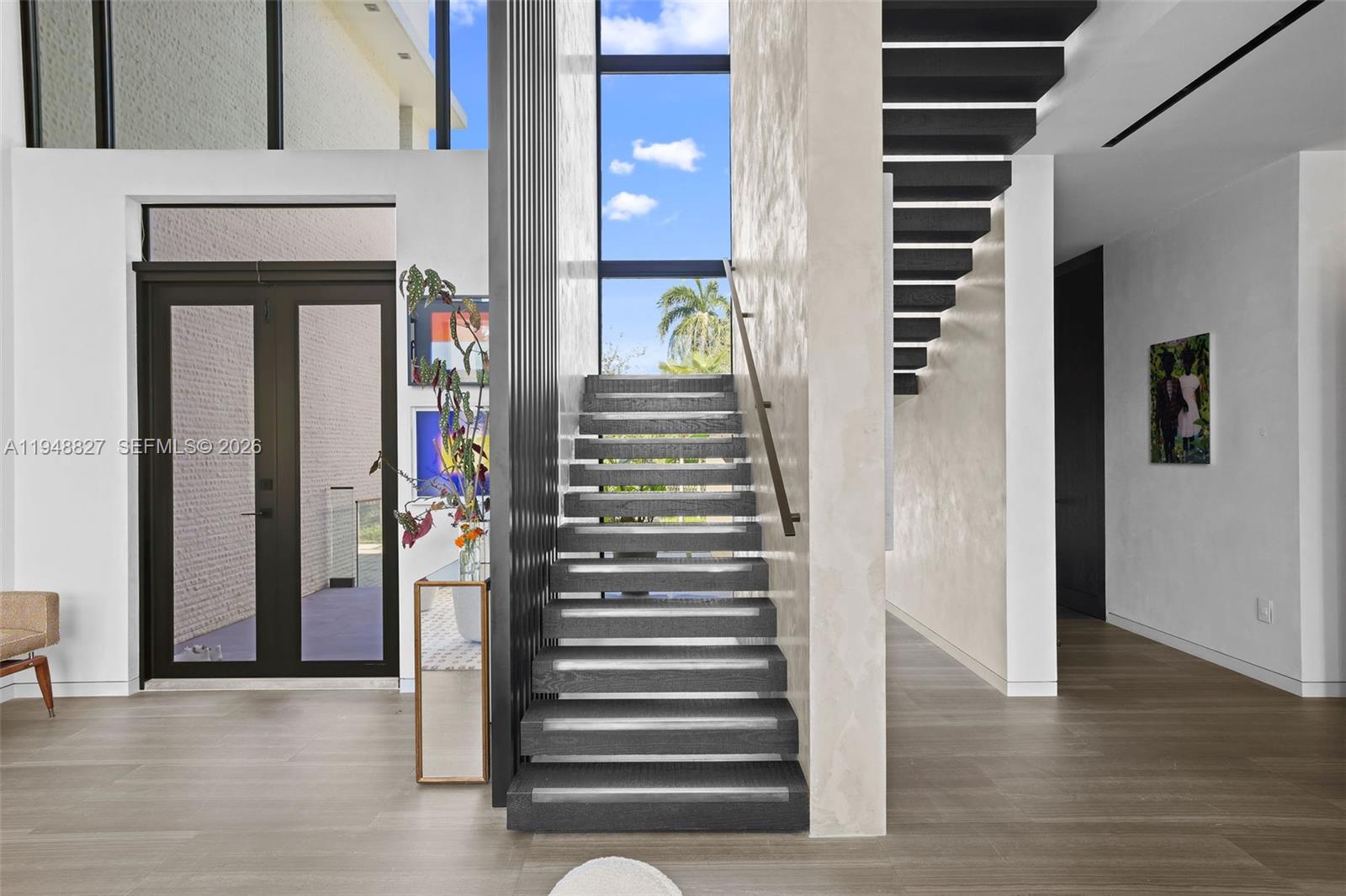 132 Paloma Dr Coral Gables, FL 33143