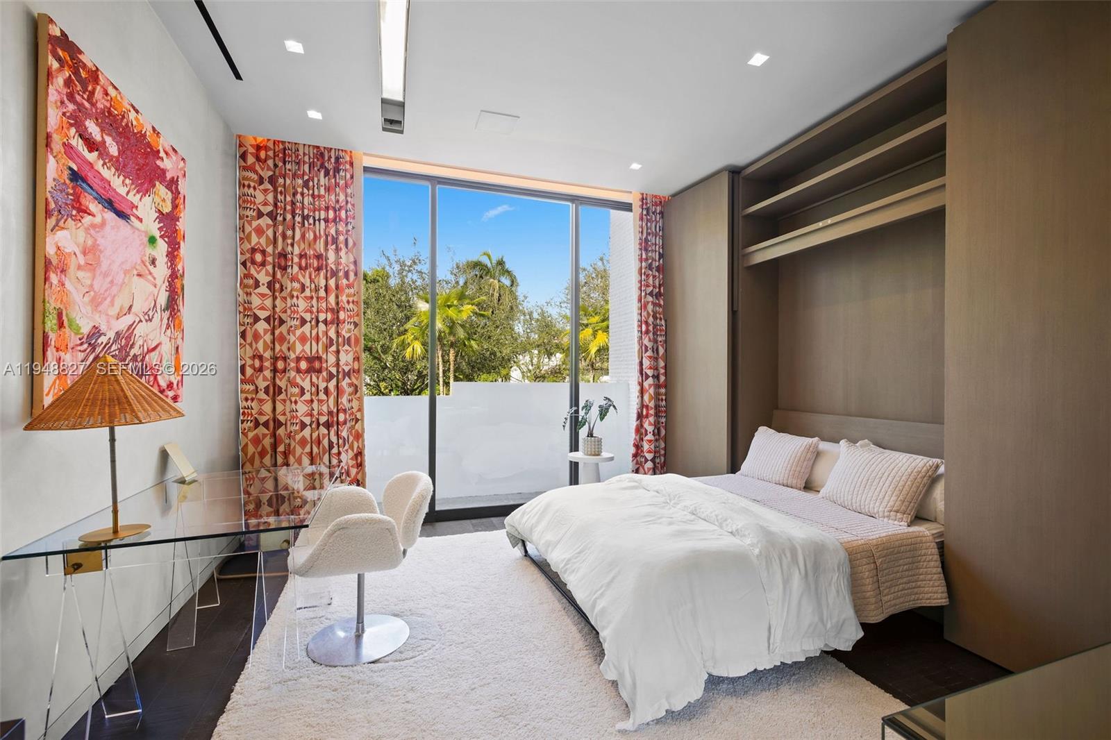 132 Paloma Dr Coral Gables, FL 33143