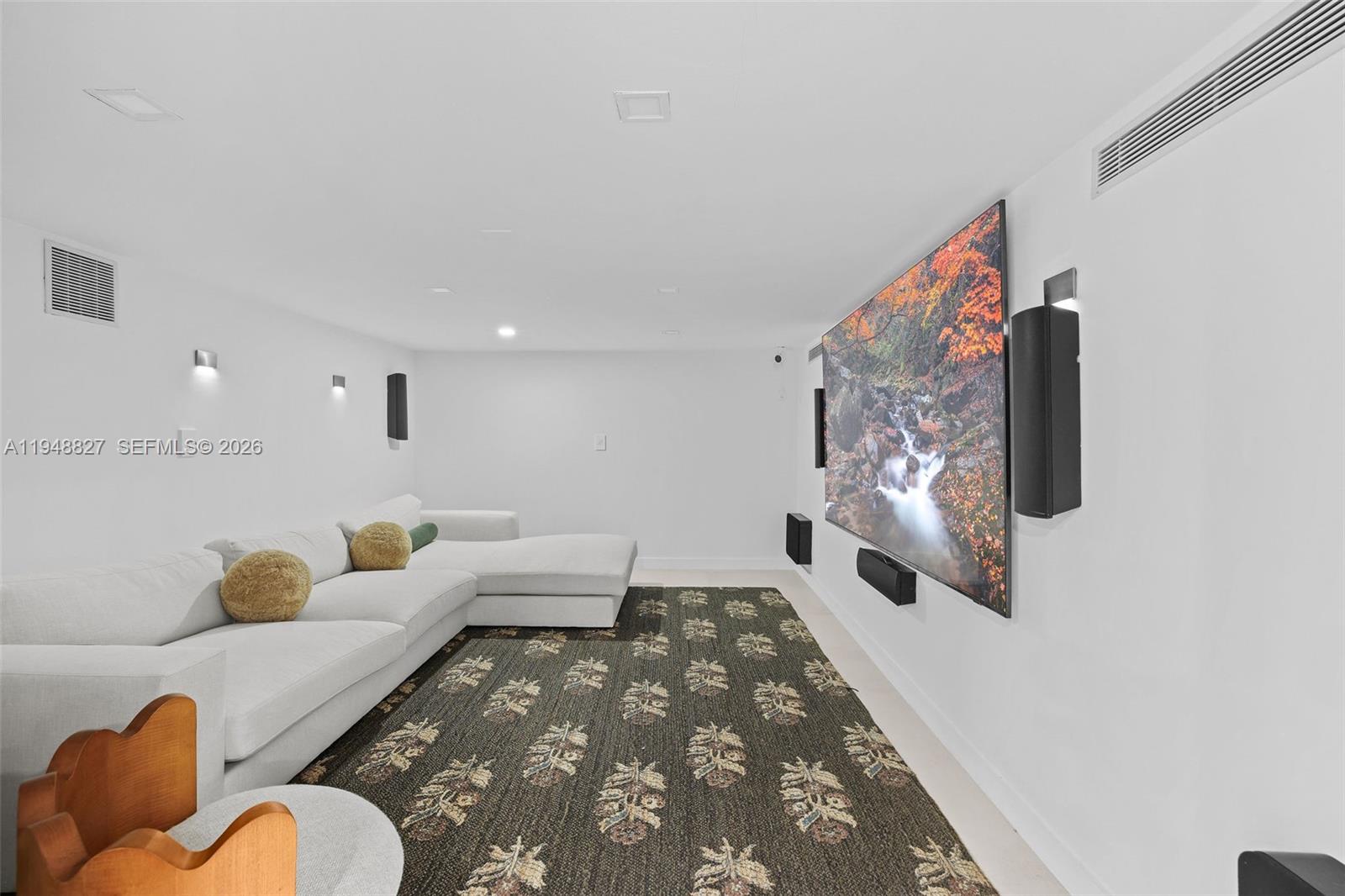 132 Paloma Dr Coral Gables, FL 33143