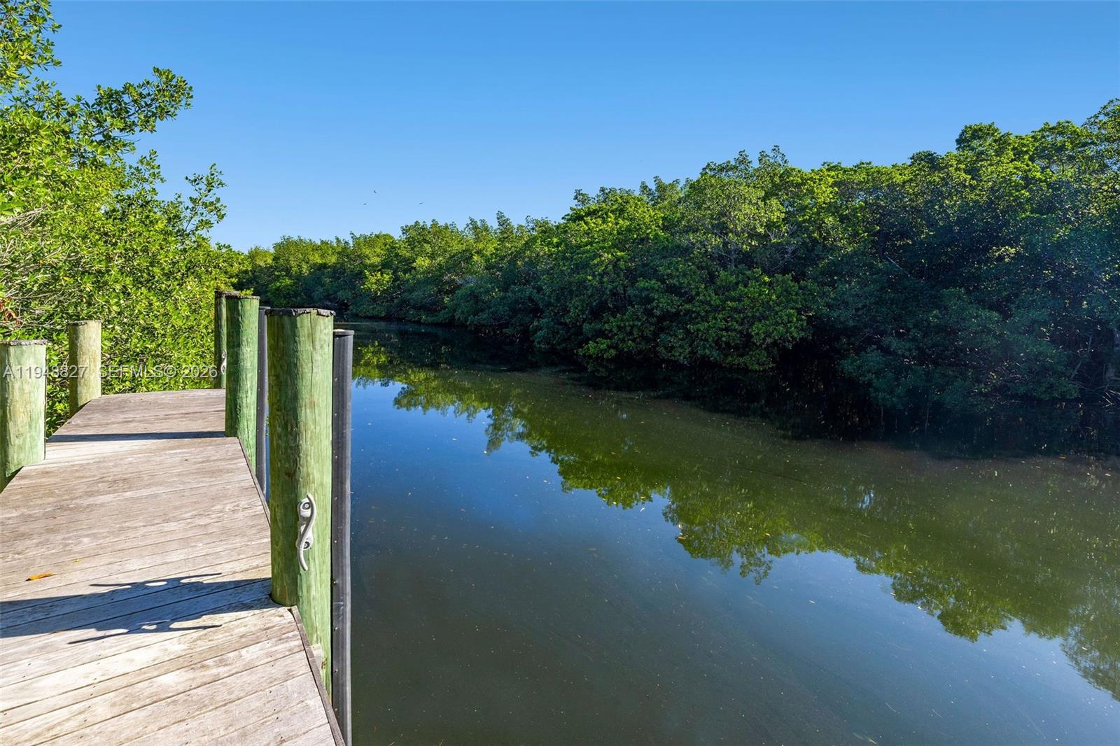 132 Paloma Dr Coral Gables, FL 33143