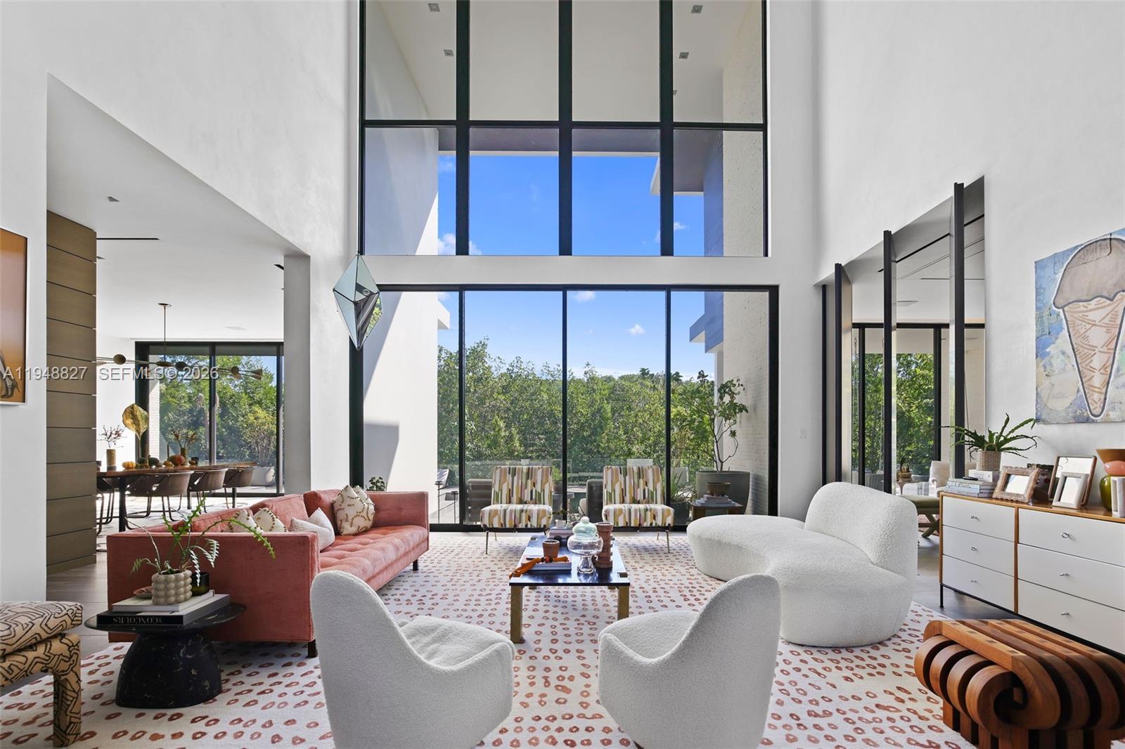 132 Paloma Dr Coral Gables, FL 33143