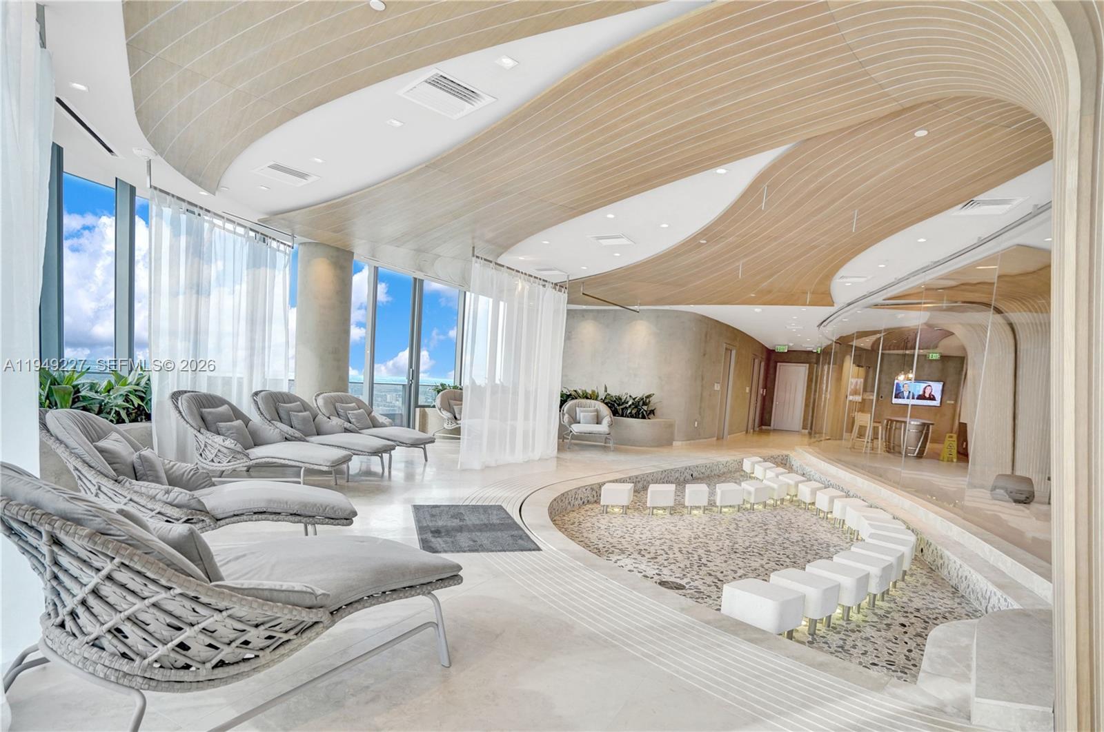 image Brickell Flatiron11