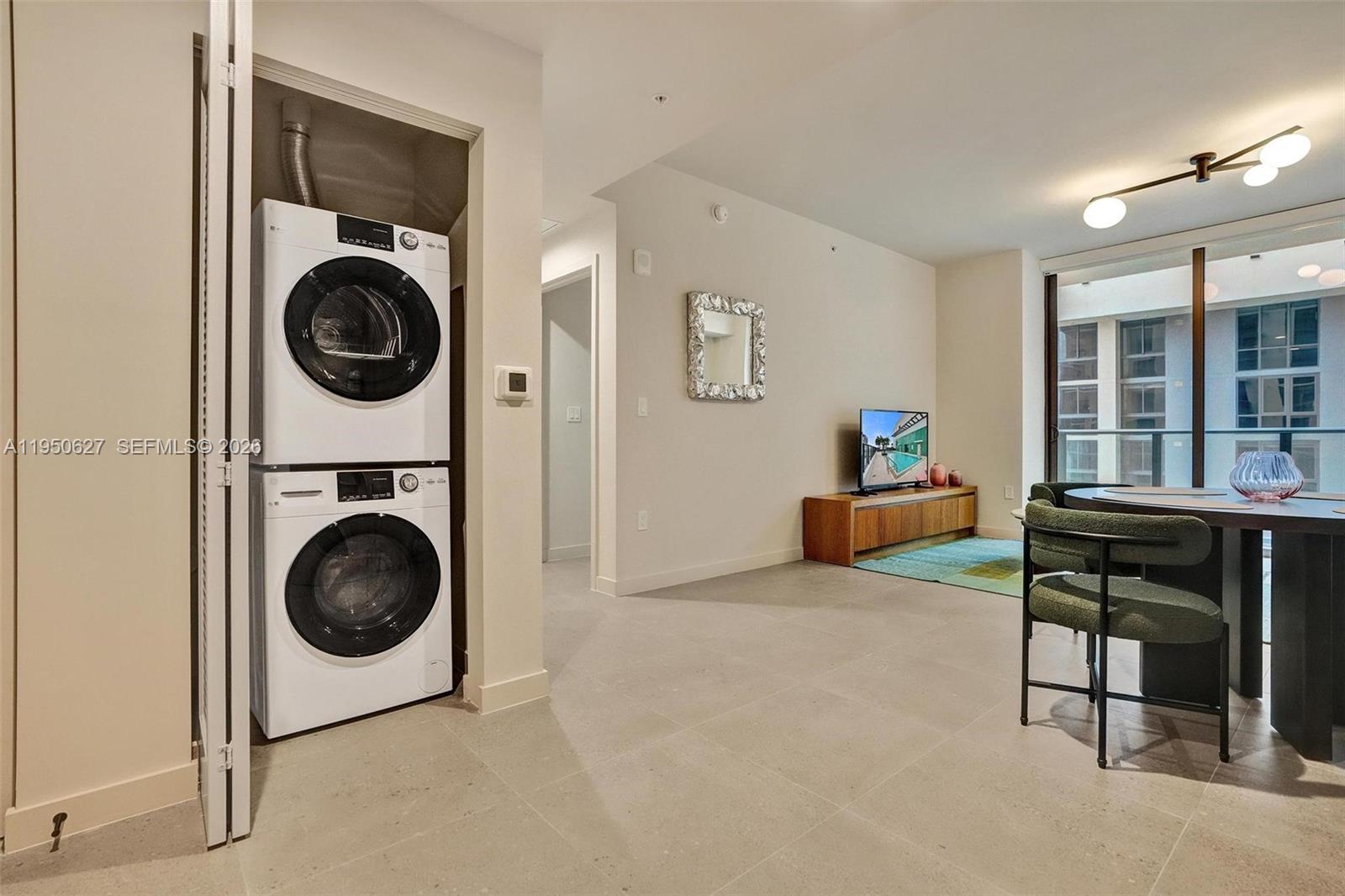 image The Crosby Miami Worldcenter12