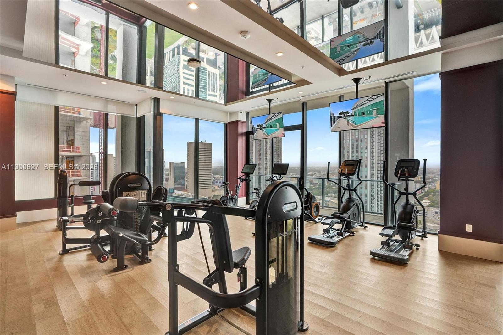 image The Crosby Miami Worldcenter23