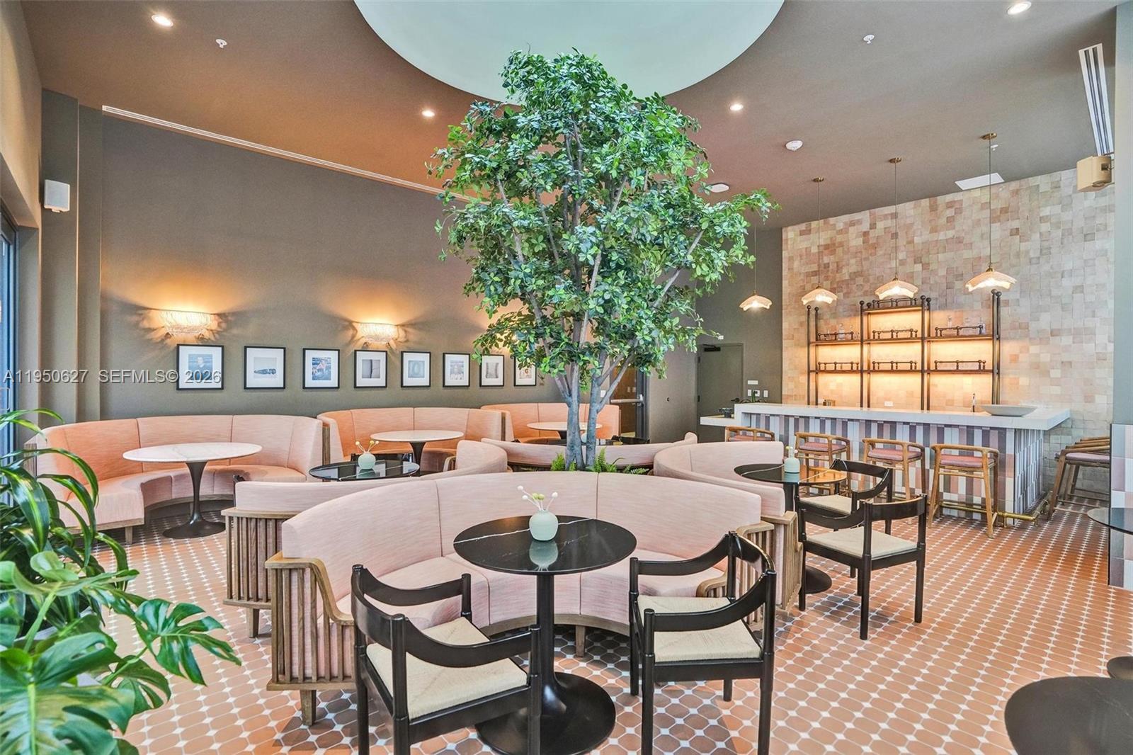 image The Crosby Miami Worldcenter35