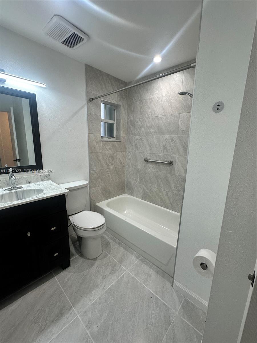 462 SE 20th Dr Homestead, FL 33033