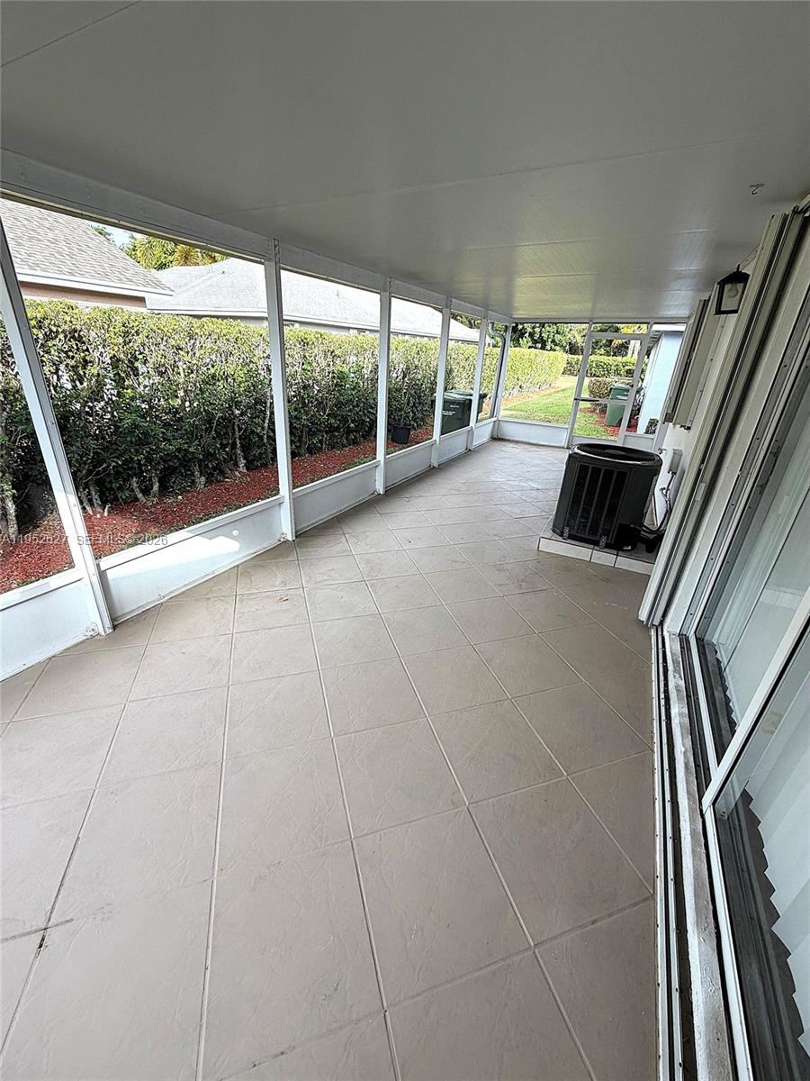 462 SE 20th Dr Homestead, FL 33033