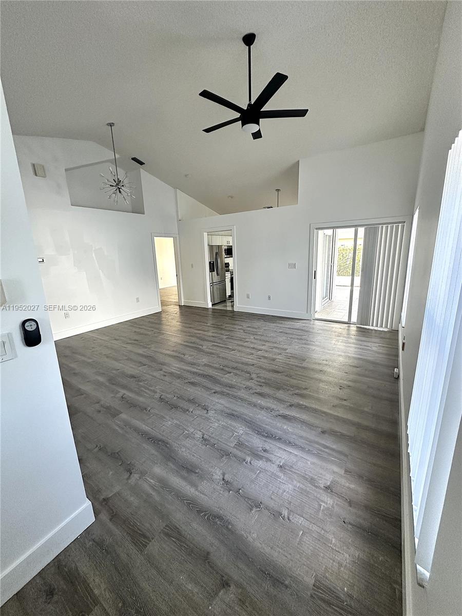 462 SE 20th Dr Homestead, FL 33033