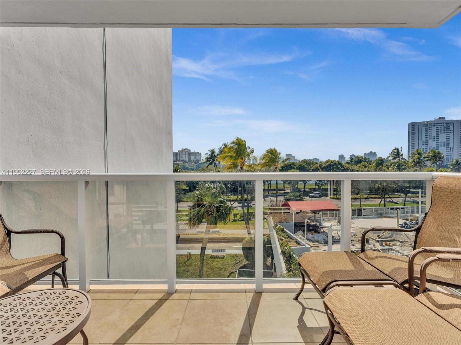 3675 N Country Clb Dr #409 Aventura, FL 33180