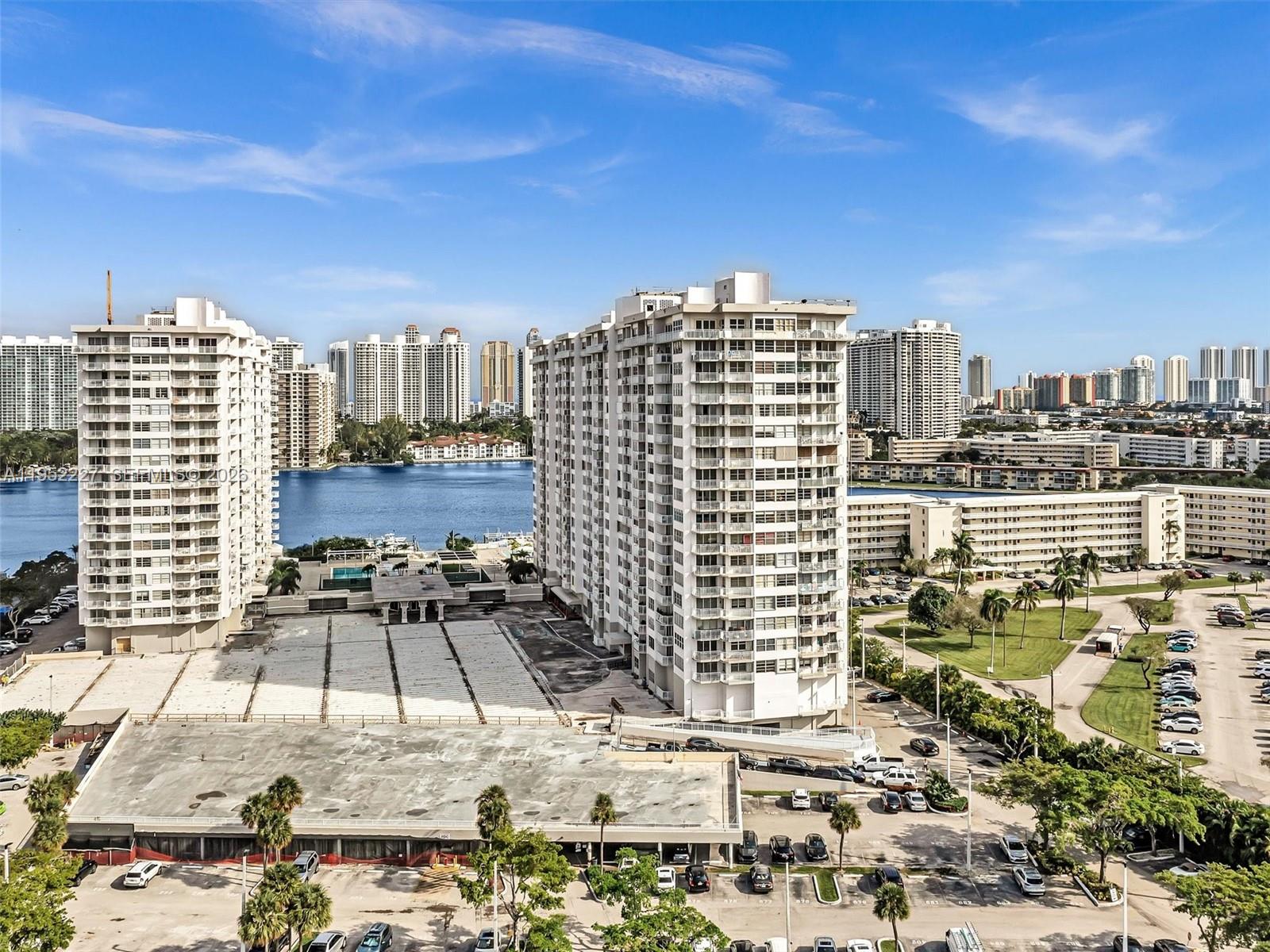 3675 N Country Clb Dr #409 Aventura, FL 33180