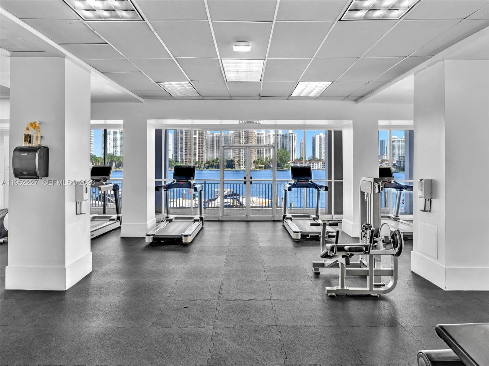 3675 N Country Clb Dr #409 Aventura, FL 33180