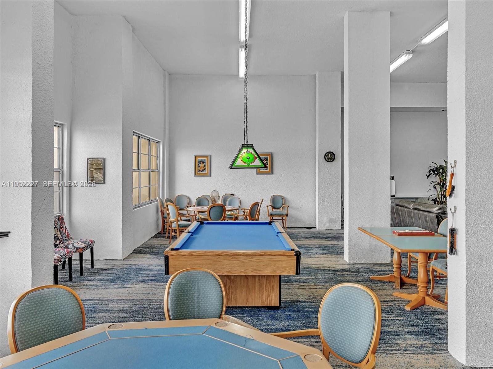 3675 N Country Clb Dr #409 Aventura, FL 33180