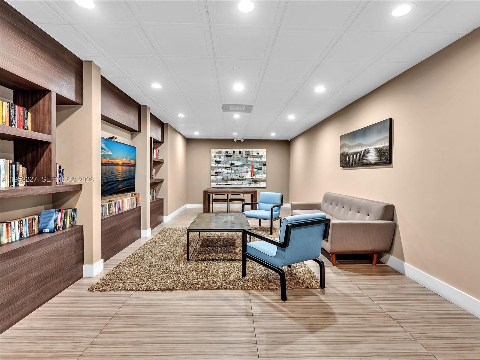 3675 N Country Clb Dr #409 Aventura, FL 33180