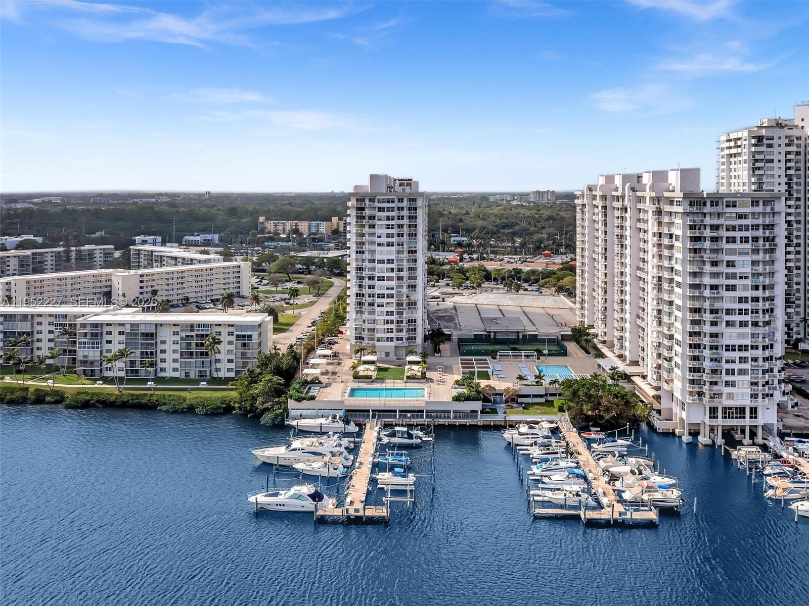 3675 N Country Clb Dr #409 Aventura, FL 33180