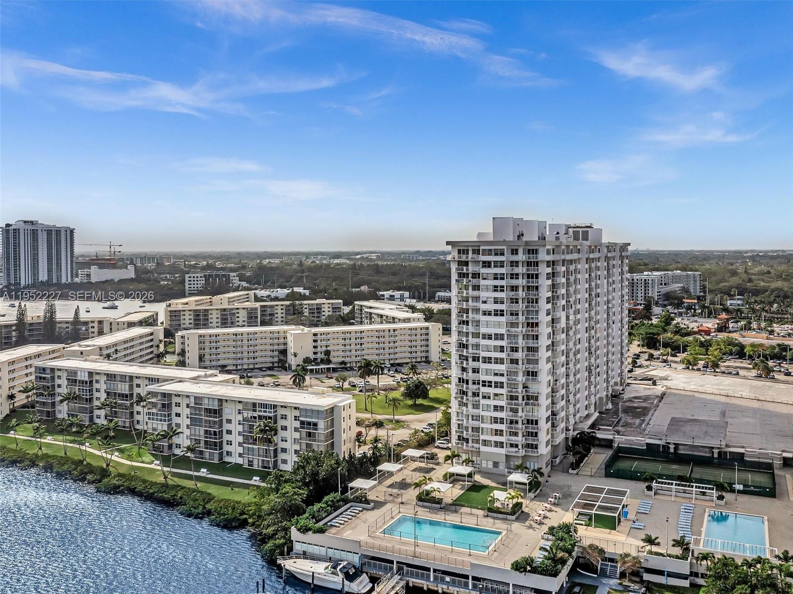 3675 N Country Clb Dr #409 Aventura, FL 33180