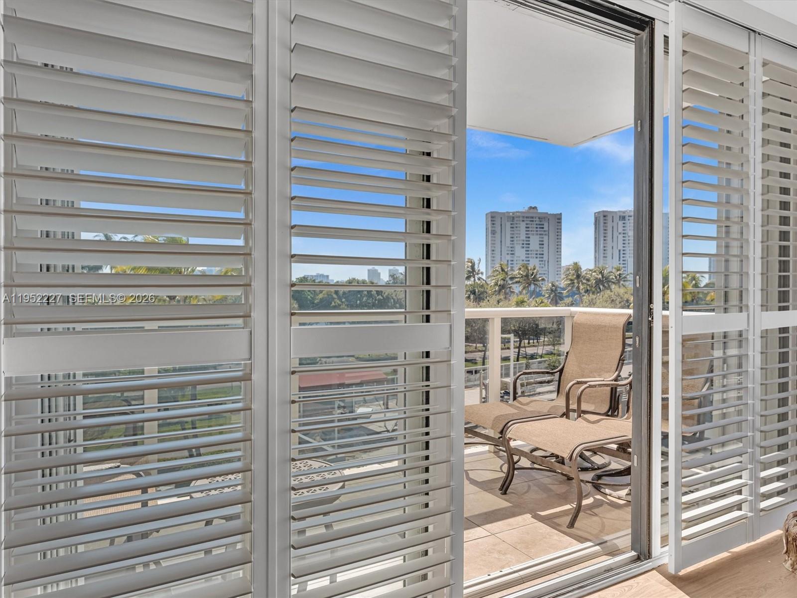 3675 N Country Clb Dr #409 Aventura, FL 33180