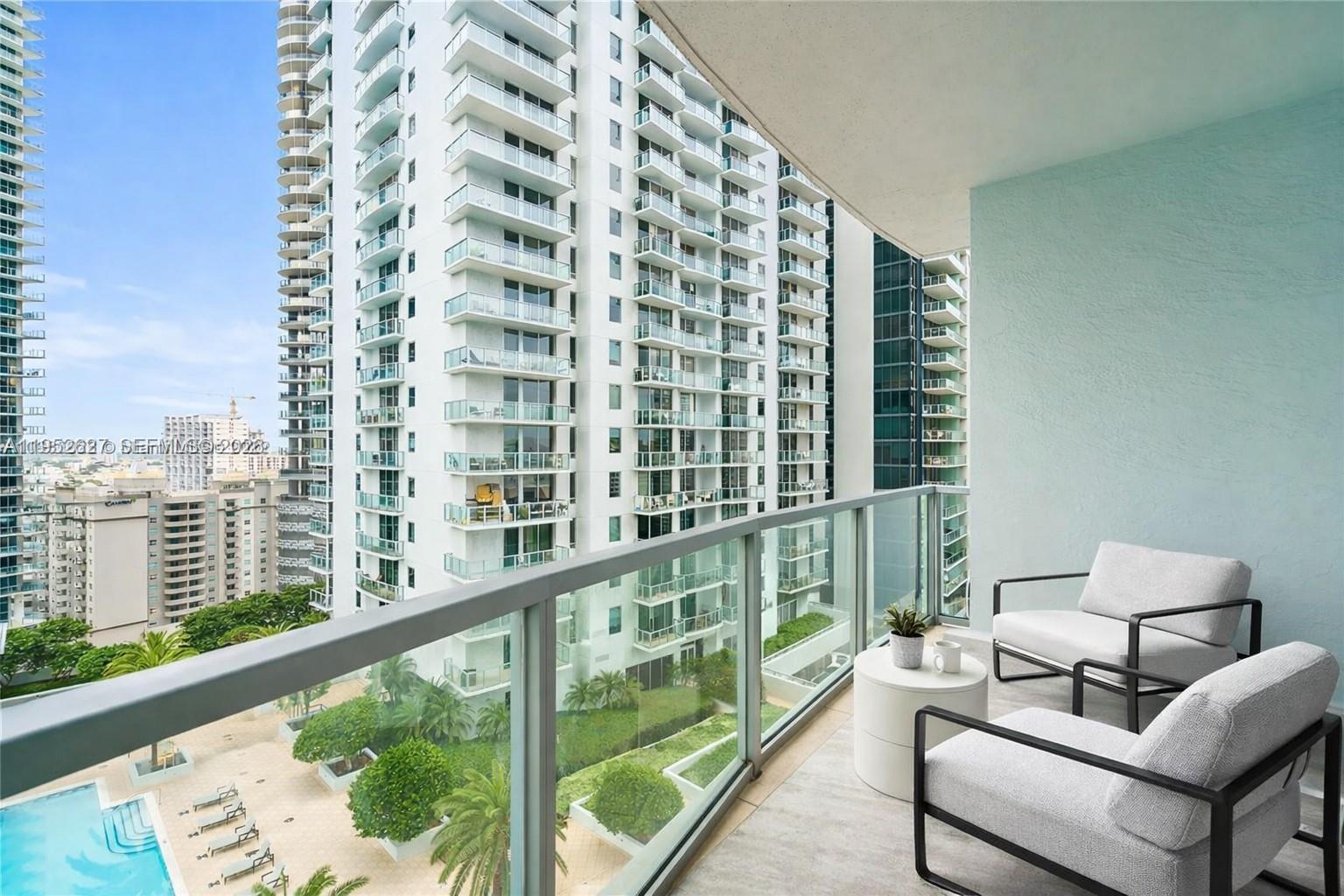 image 1060 Brickell - 10602