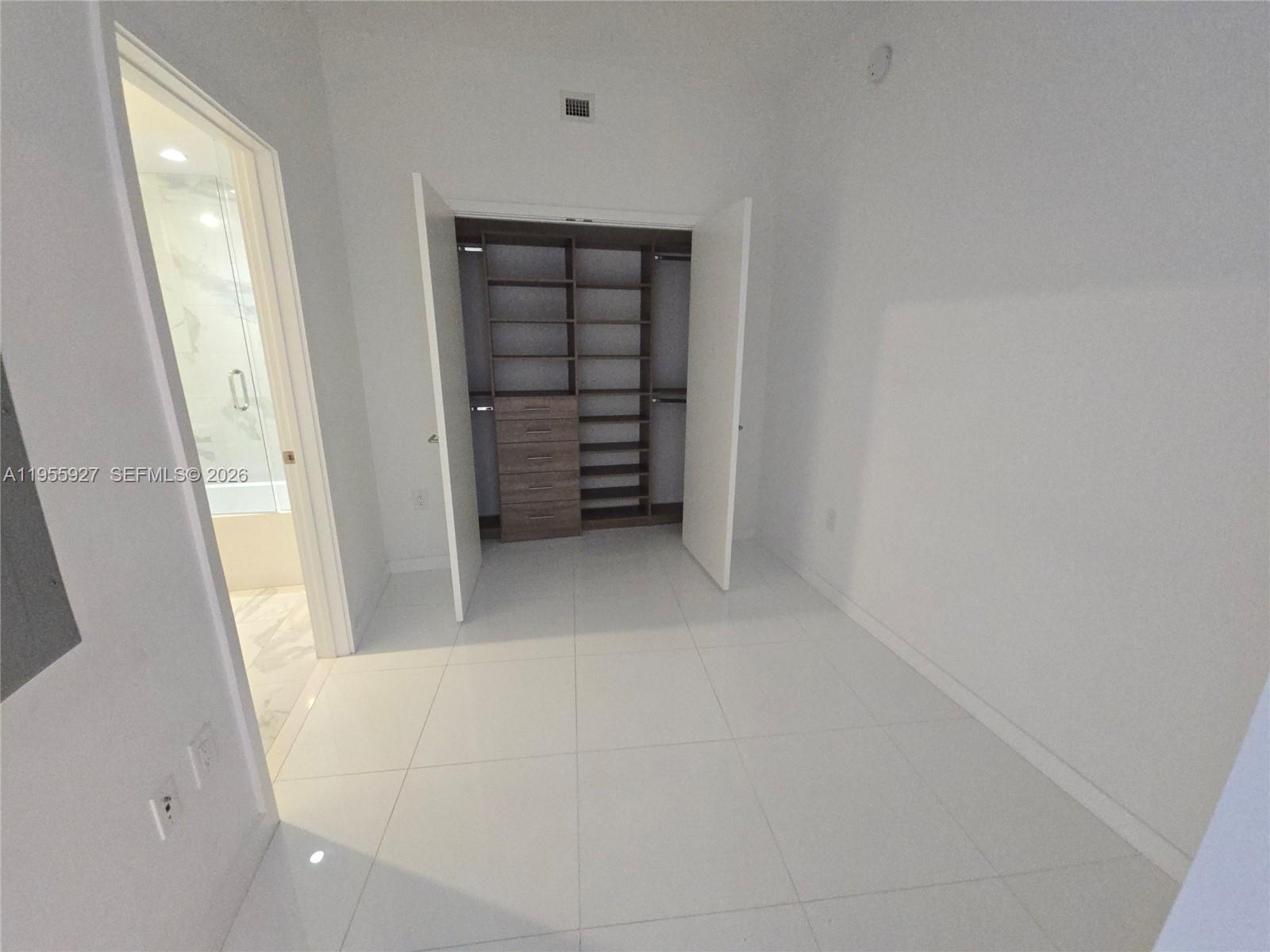 image Paramount Miami Worldcenter15