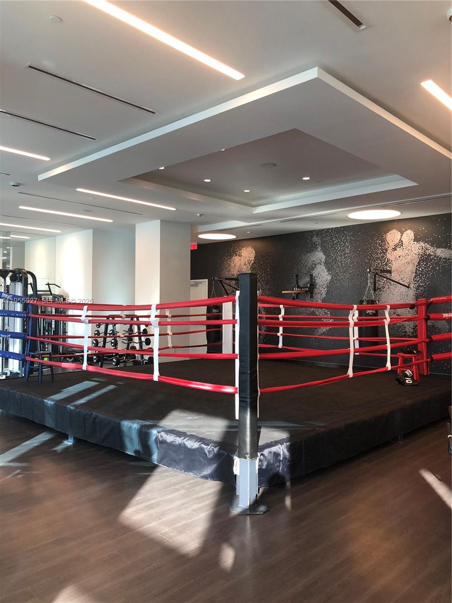 image Paramount Miami Worldcenter66