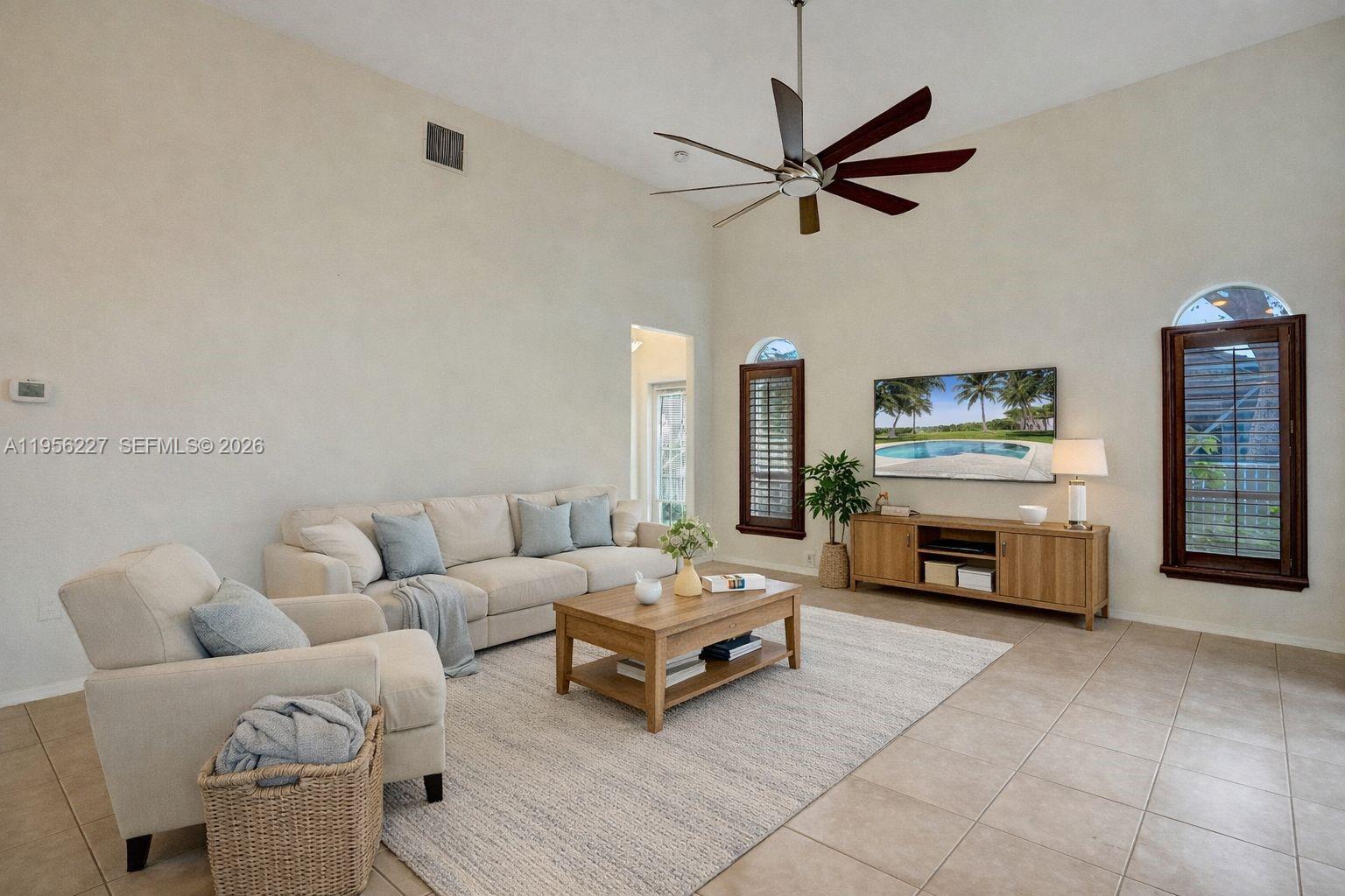 2024 NW 139th Ter Pembroke Pines, FL 33028