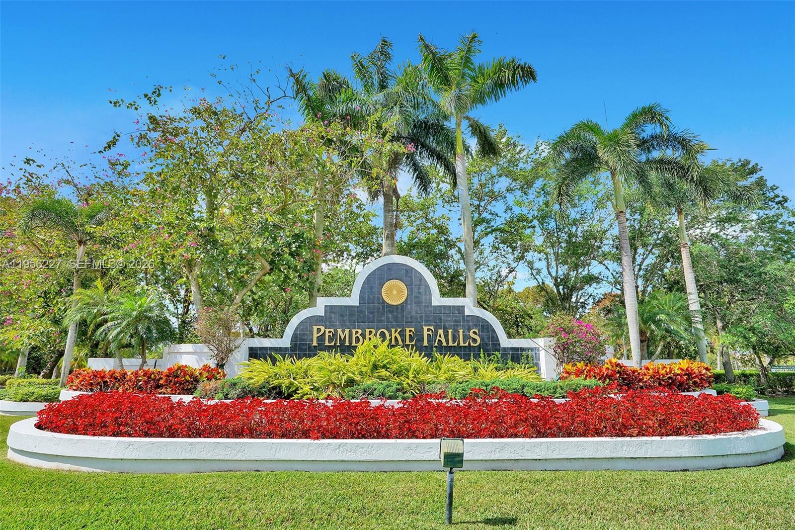 2024 NW 139th Ter Pembroke Pines, FL 33028