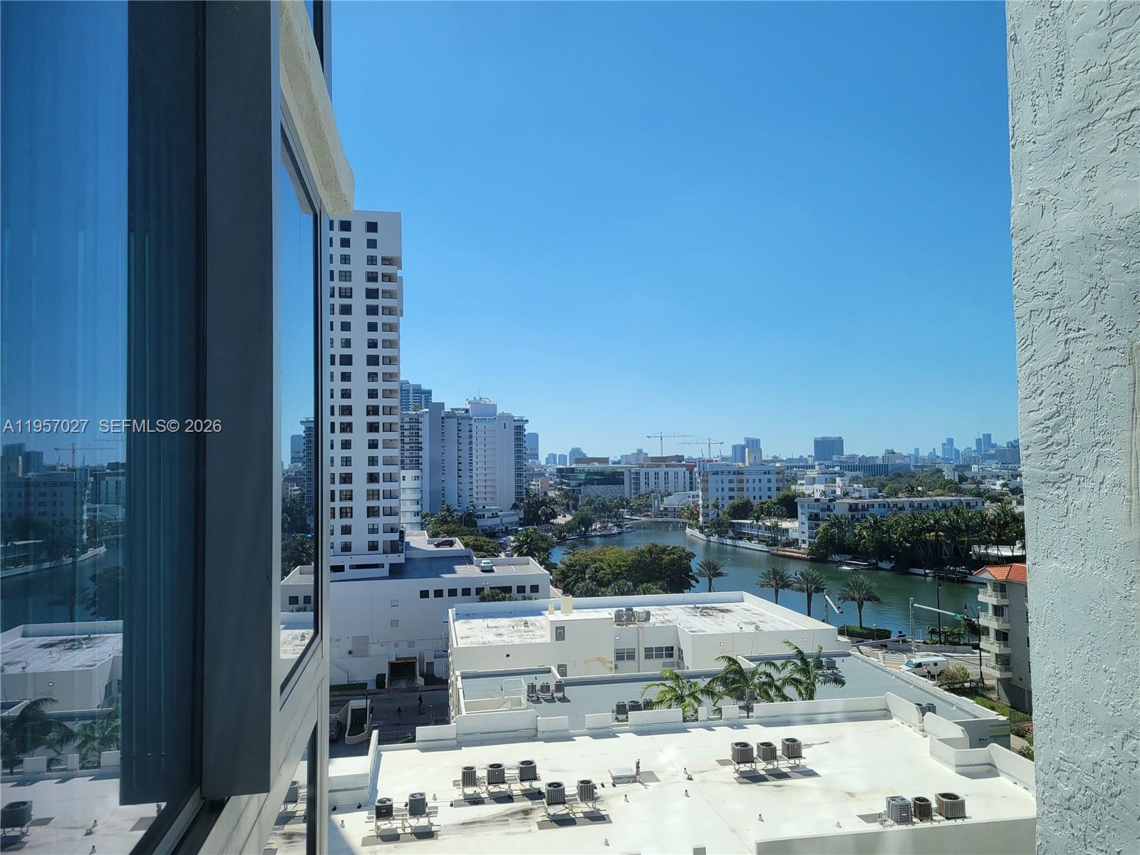 2655 Collins Ave #1106 Miami Beach, FL 33140