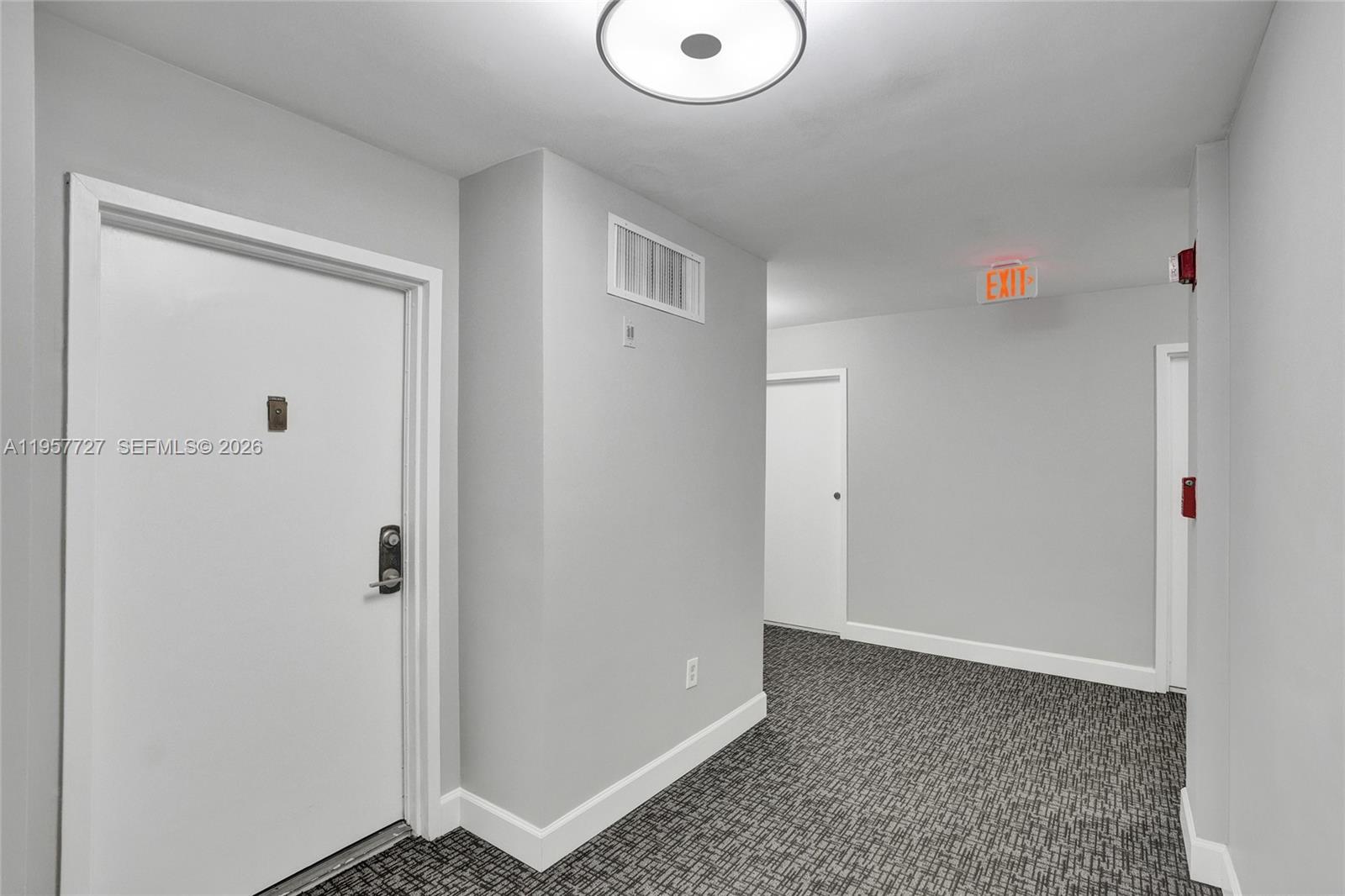 10000 W Bay Hbr Dr #PH23 Bay Harbor Islands, FL 33154