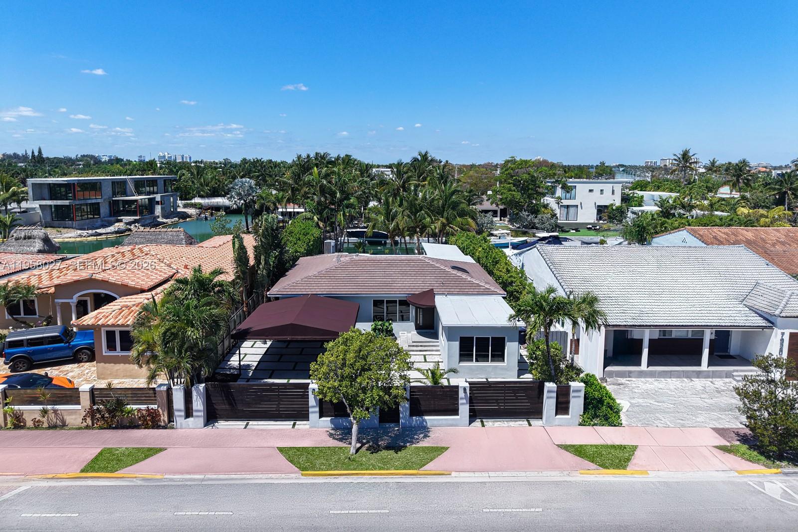 7910 Hawthorne Ave Miami Beach, FL 33141