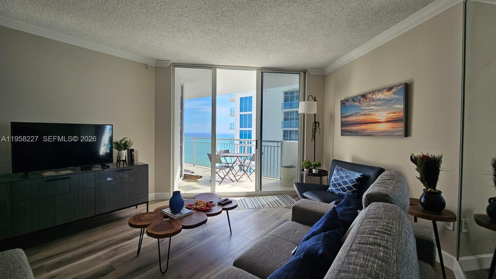 17375 Collins Ave #2304 Sunny Isles Beach, FL 33160