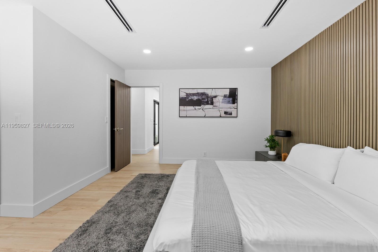 85 W Shore Dr W Miami, FL 33133