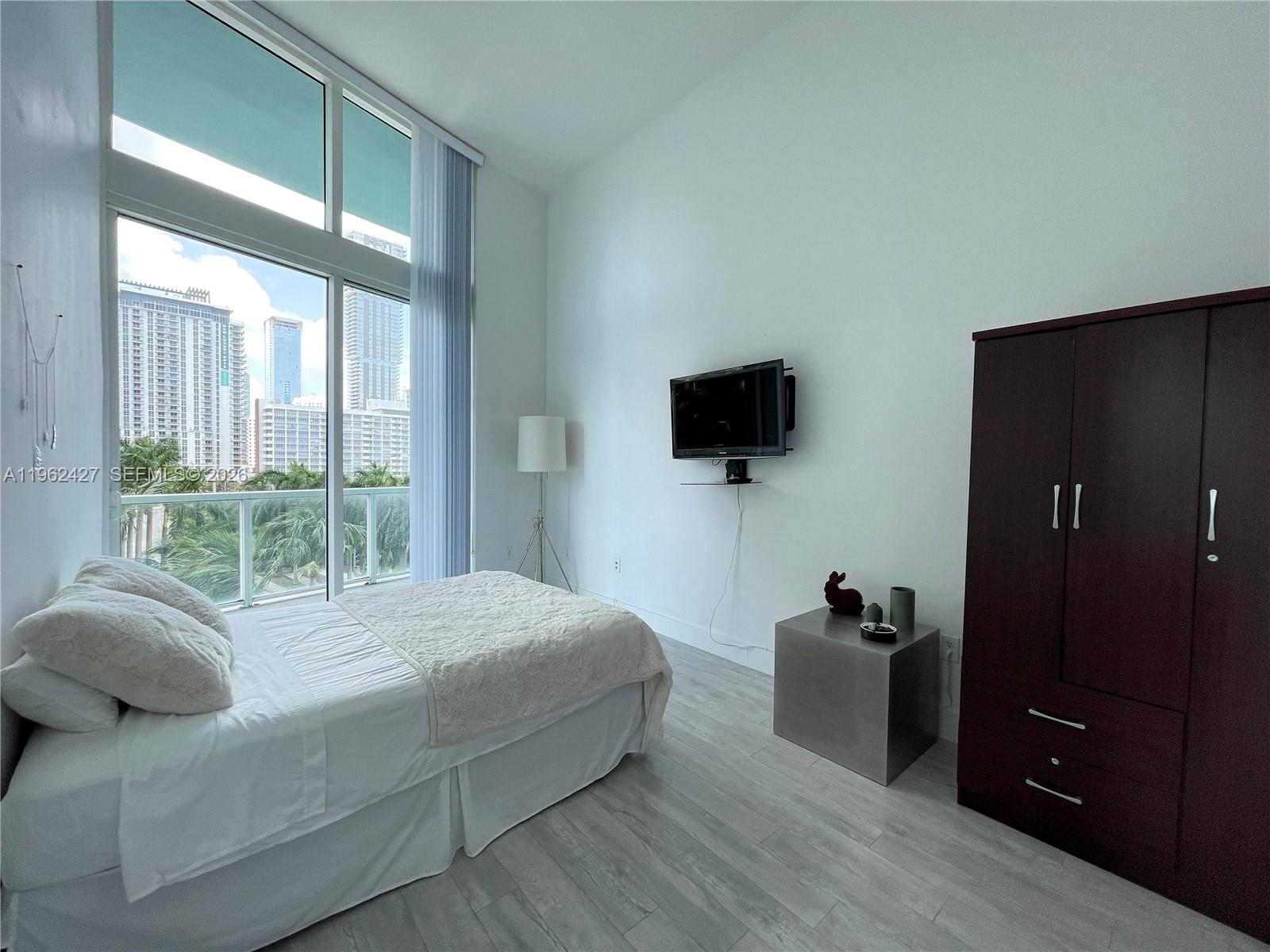 image Quantum on the Bay16