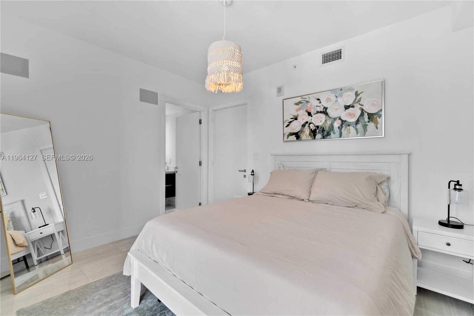 image Echo Brickell8