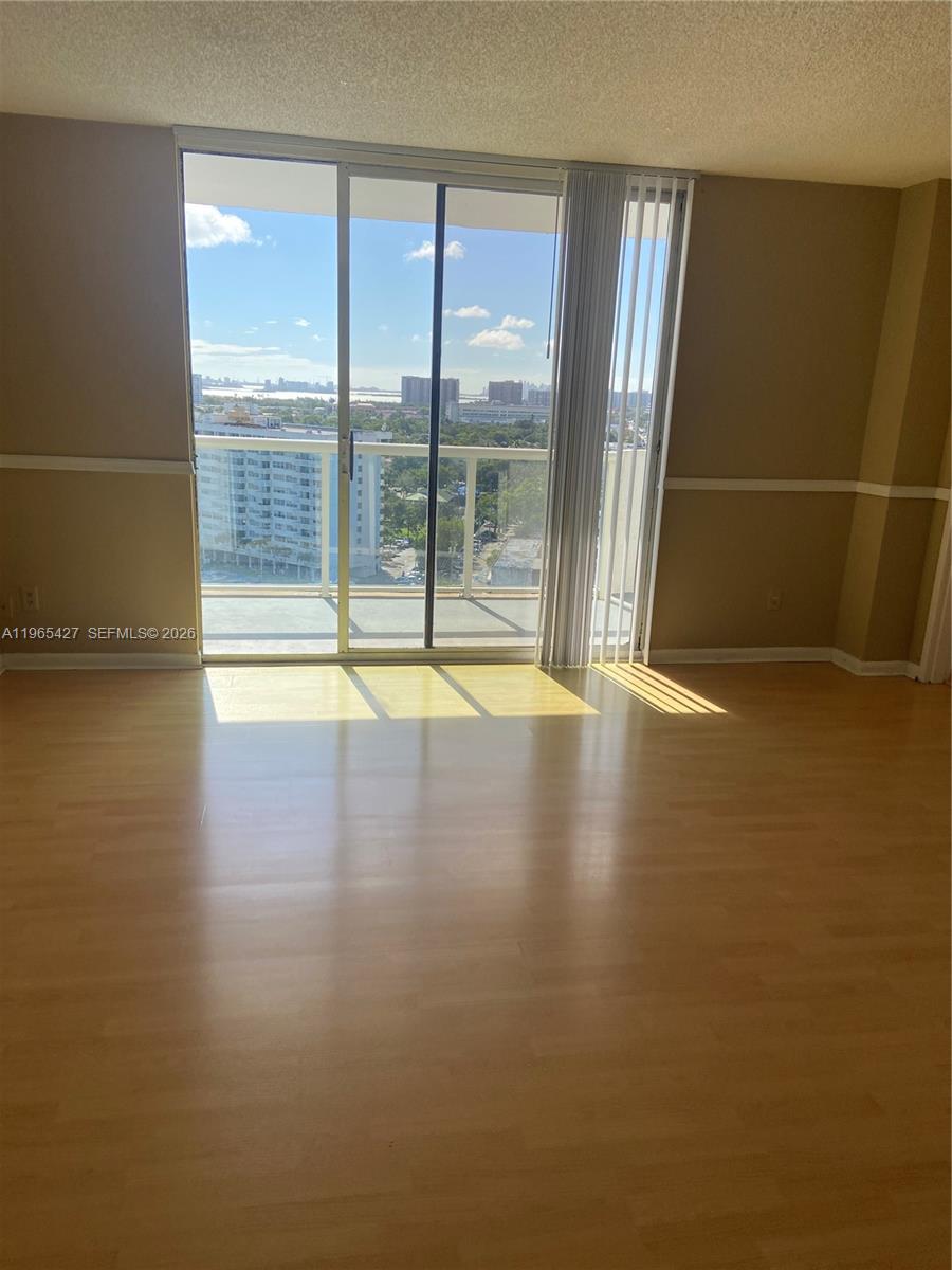 13499 Biscayne Blvd #1506 North Miami, FL 33181