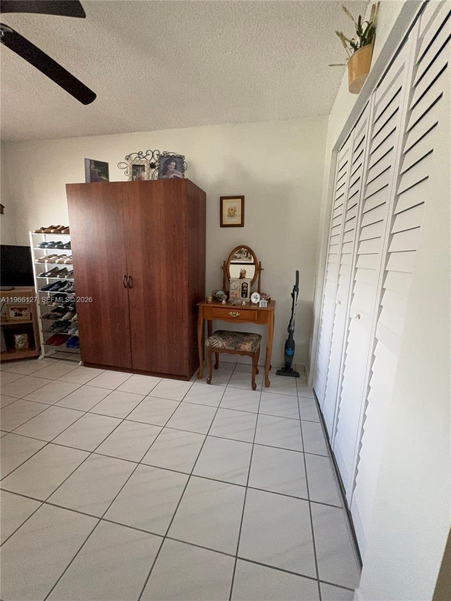 6190 W 19th Ave #205 Hialeah, FL 33012