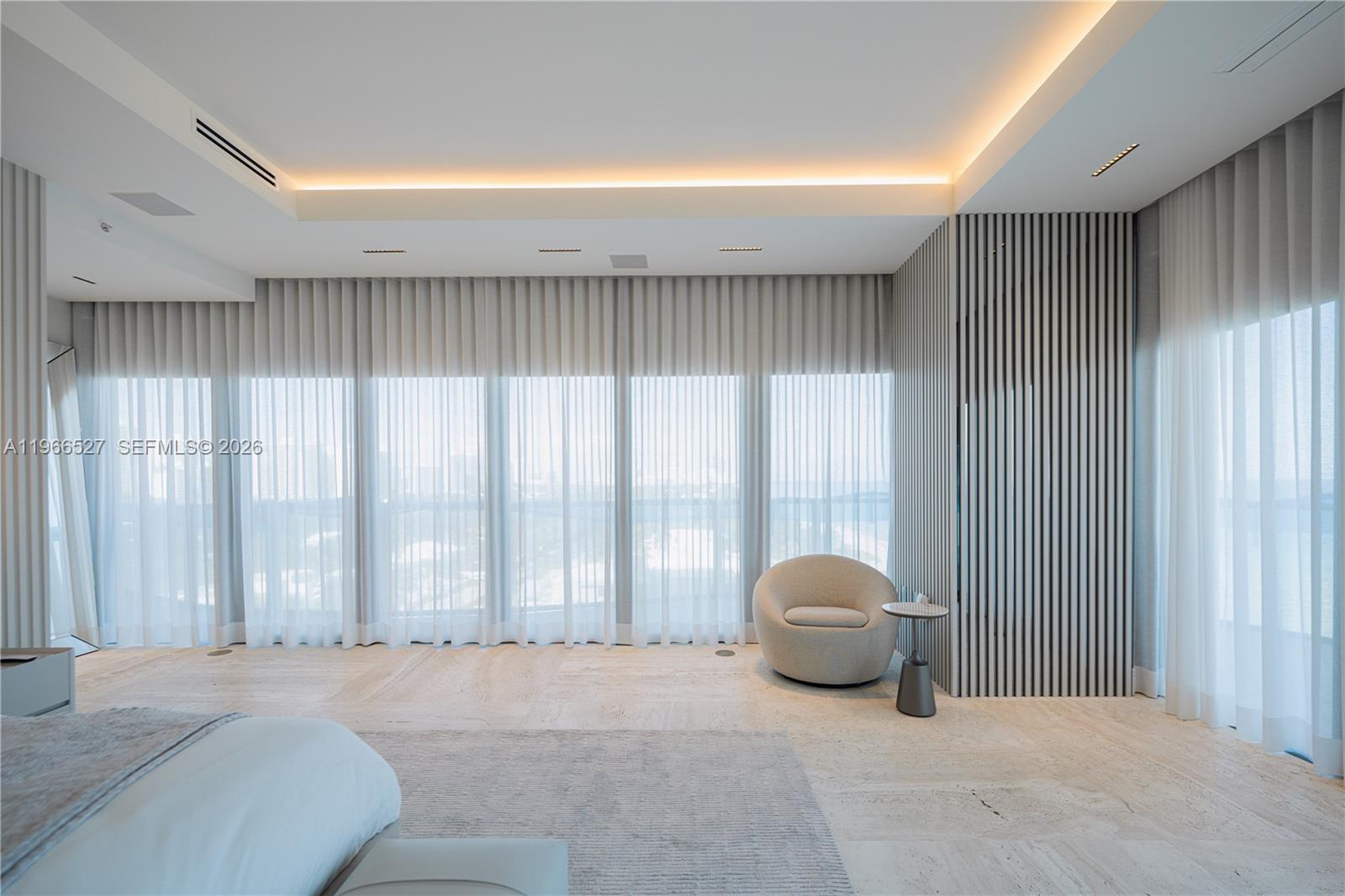 19575 Collins Ave #9 Sunny Isles Beach, FL 33160