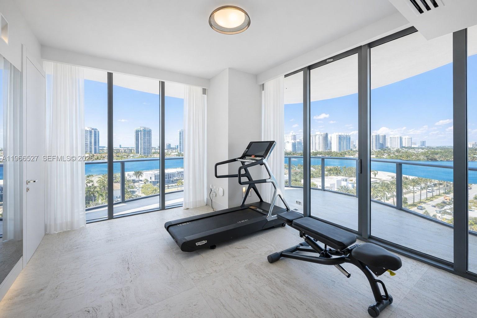 19575 Collins Ave #9 Sunny Isles Beach, FL 33160