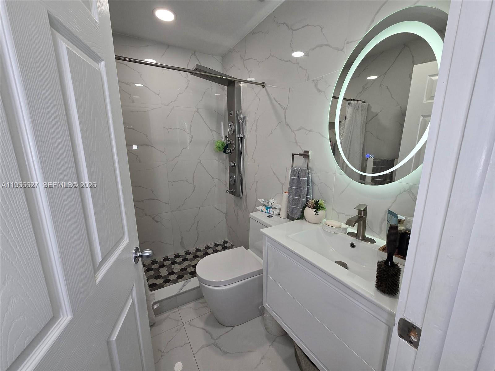 19261 SW 118th Ct Miami, FL 33177