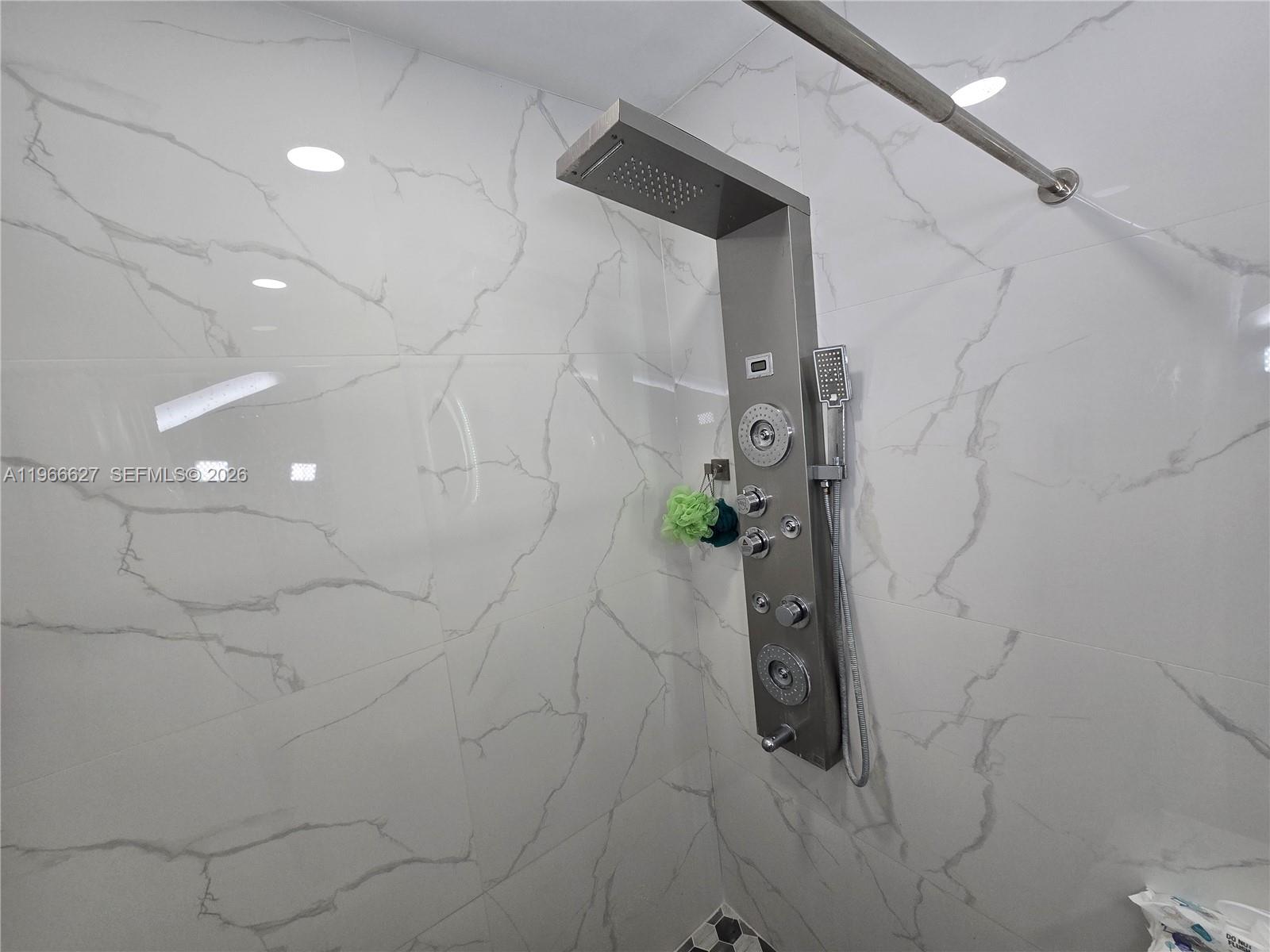 19261 SW 118th Ct Miami, FL 33177