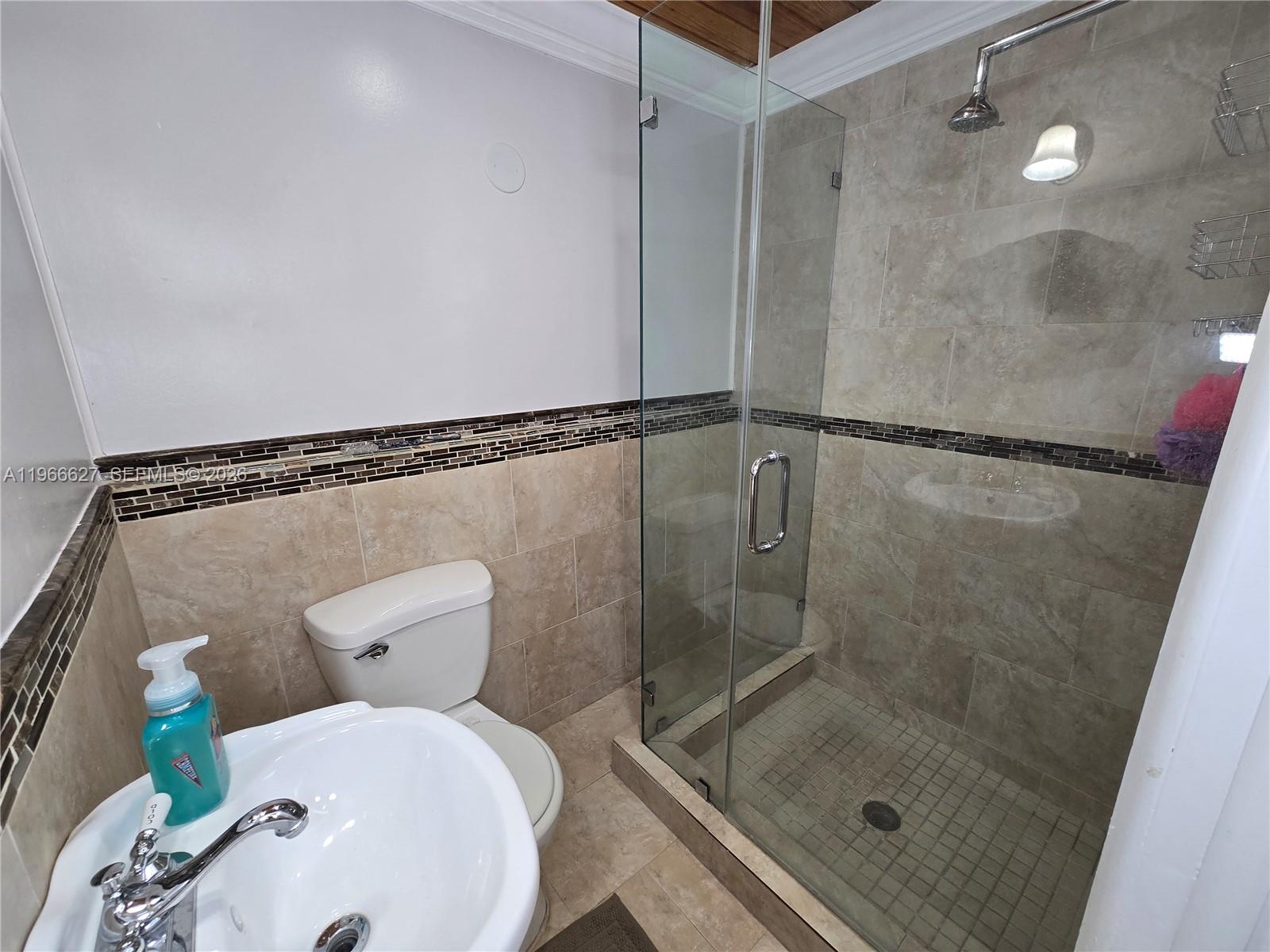 19261 SW 118th Ct Miami, FL 33177