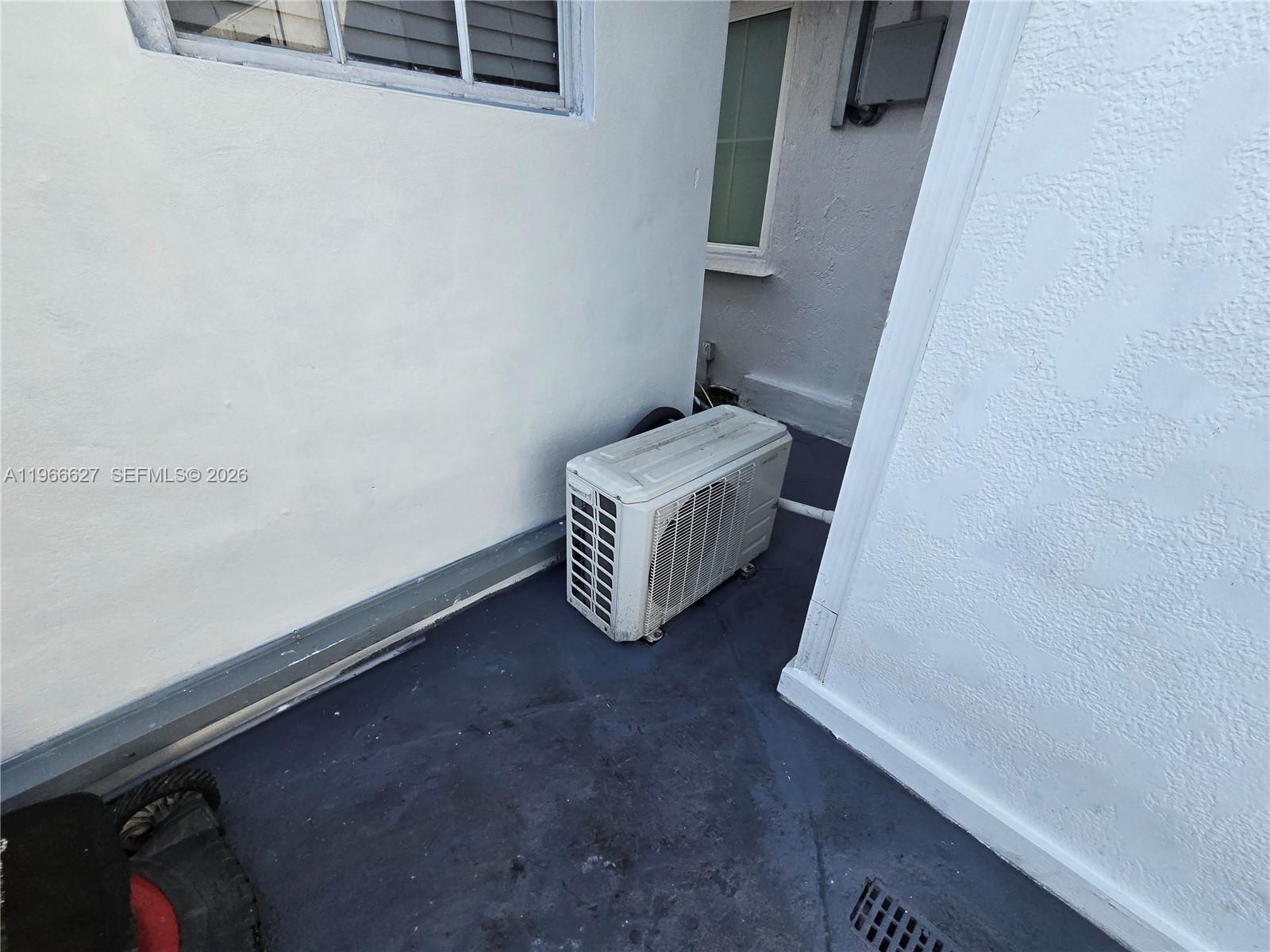 19261 SW 118th Ct Miami, FL 33177