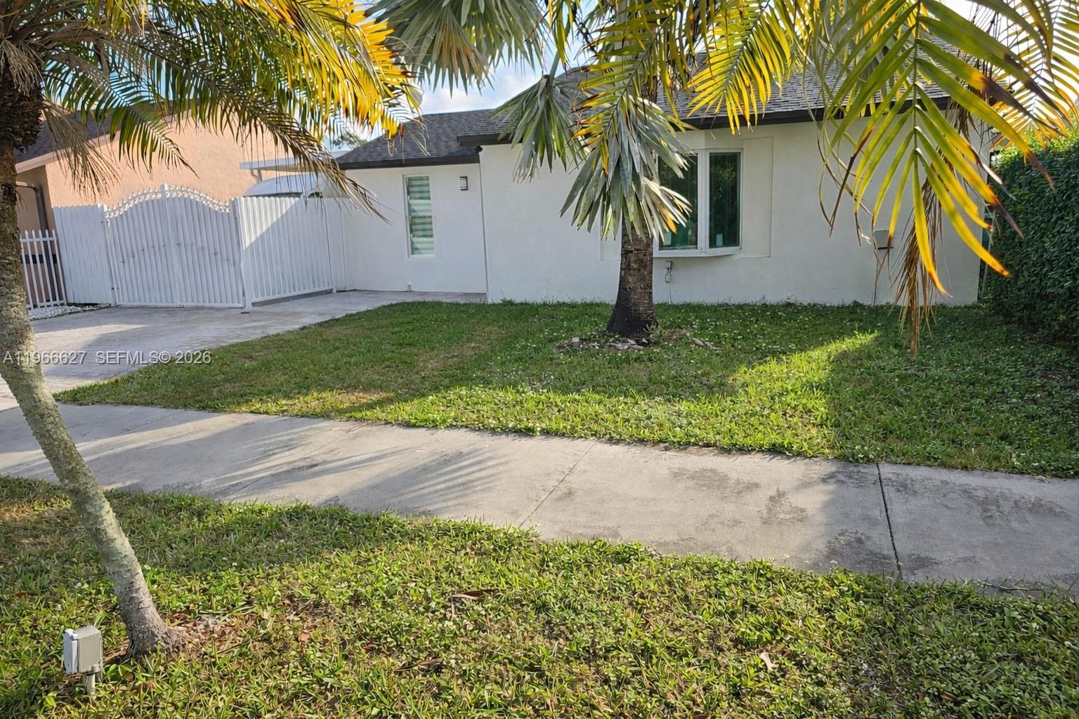 19261 SW 118th Ct Miami, FL 33177